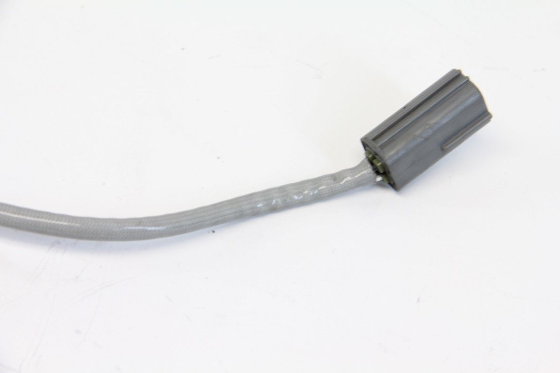 Infiniti 22693-1NA0A Oxygen Sensor Replacement - Compatible with Nissan/Infiniti Vehicles - High Performance O2 Sensor for Improved Fuel Efficiency & Emissions - Perfect for Engine Diagnostics & Tuning