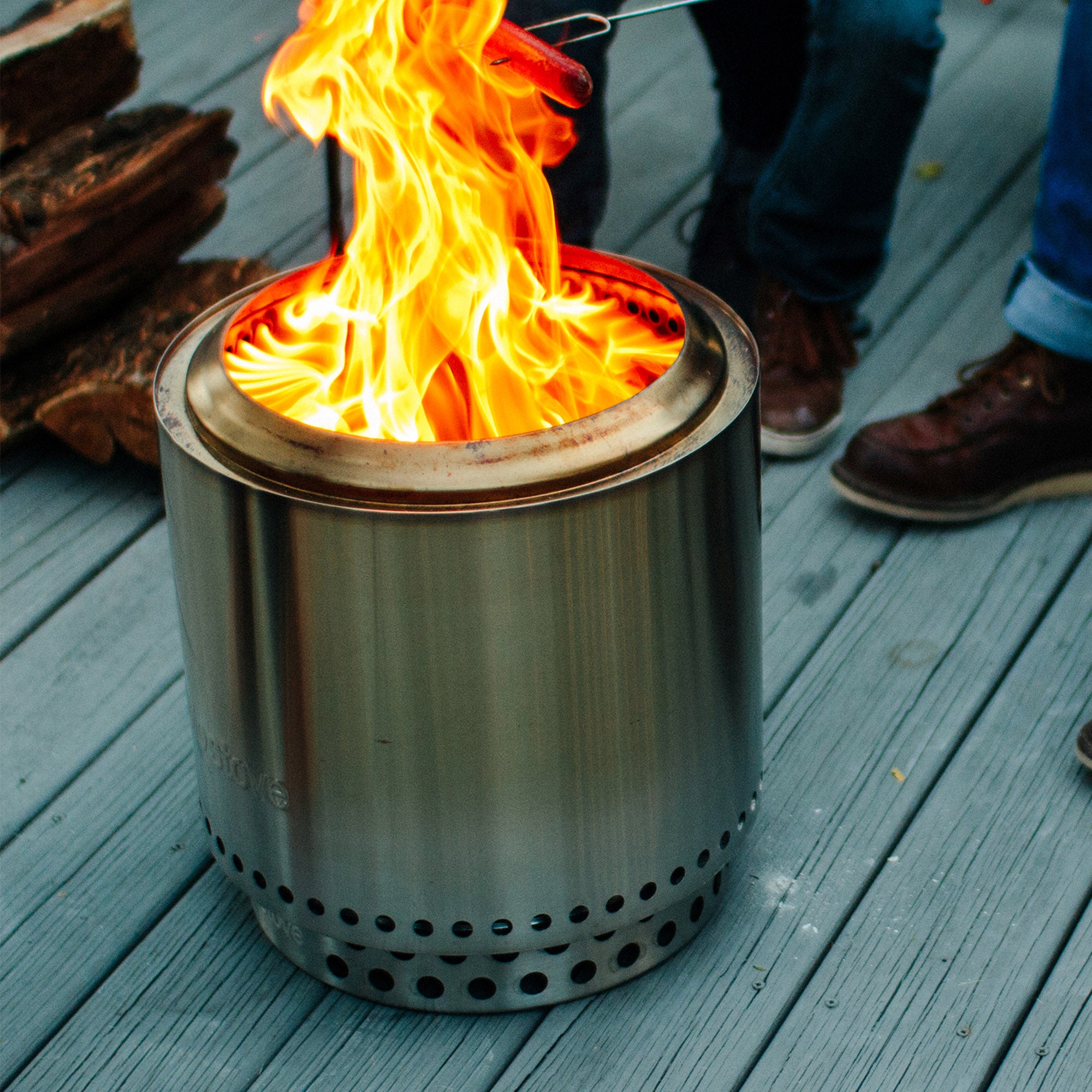 Solo Stove Ranger 2.0 Smokeless Portable Fire Pit with Stand - Outdoor Camping, Backyard, Patio, and Beach Bonfire Companion