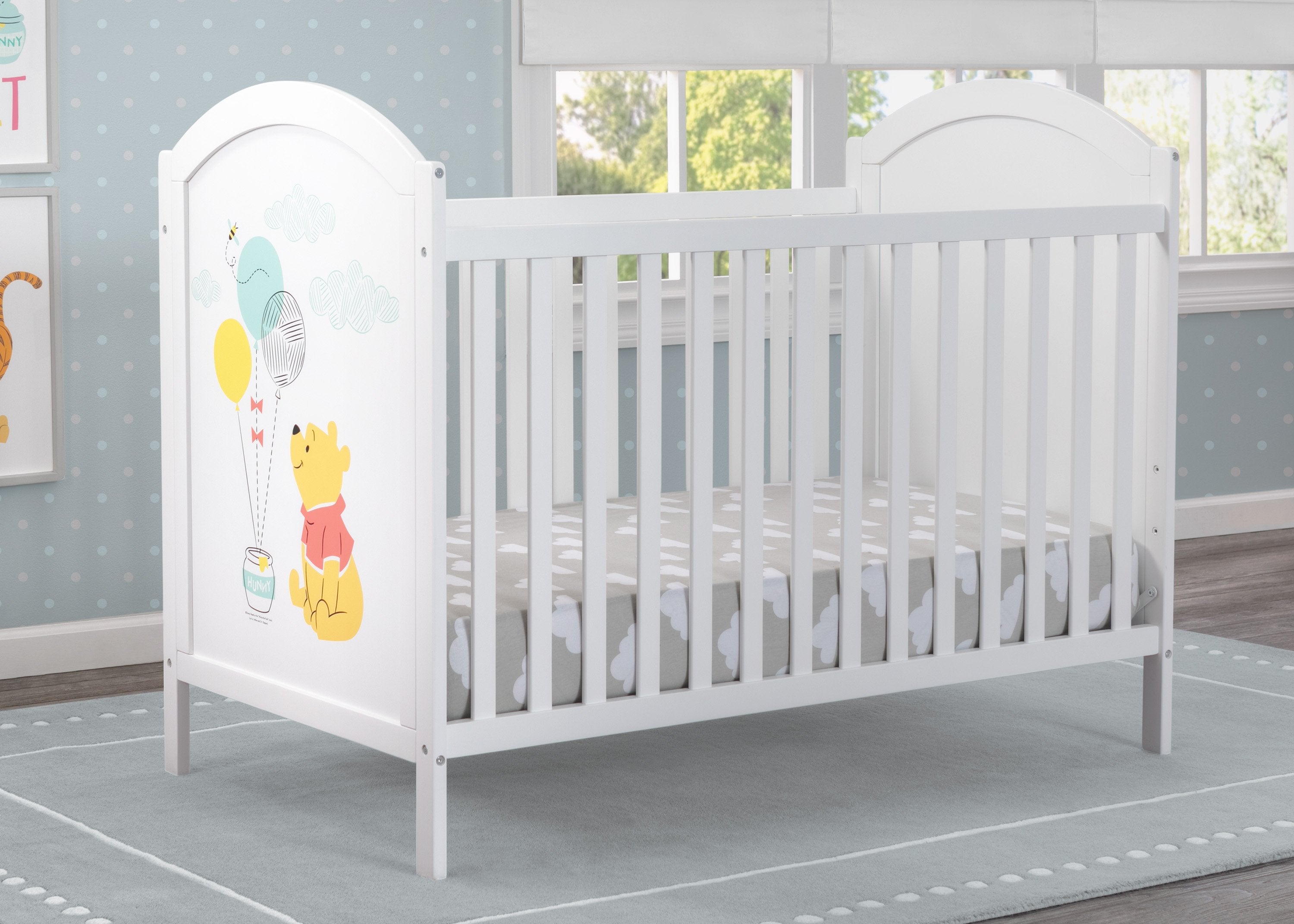 Winnie The Pooh 4-in-1 Convertible Baby Crib - Nursery Furniture for Boys & Girls - Perfect for Newborns to Toddlers - Bedroom, Daycare & Nursery Decor