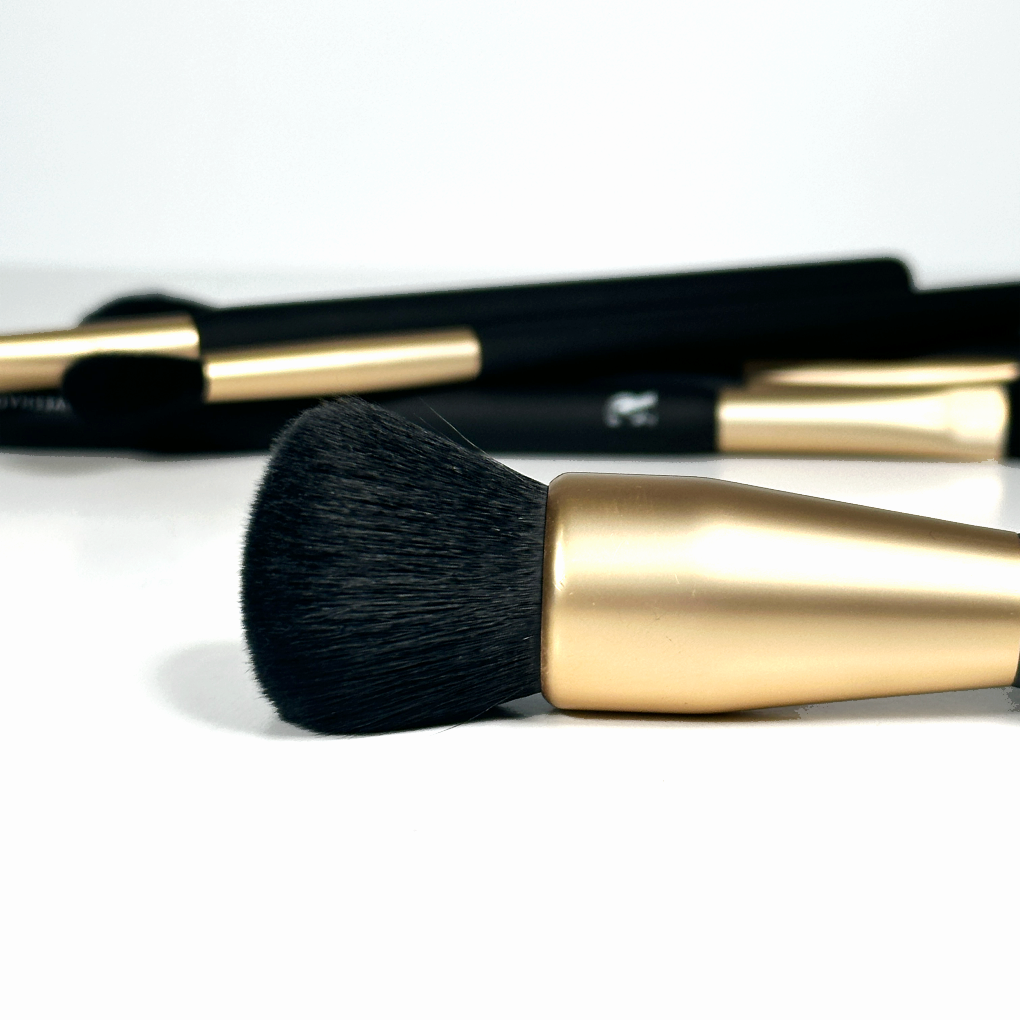 The Beau Monde Brush Collection – Premium Makeup Brushes Set for Flawless Beauty Application | Perfect for Professional Makeup Artists & Home Use
