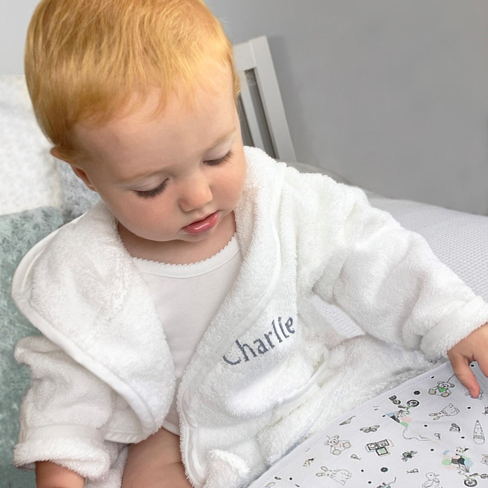 Personalized Grey Baby Bathrobe for 6-12 Months - Soft & Cozy Hooded Infant Robe for Bath Time & Photo Shoots