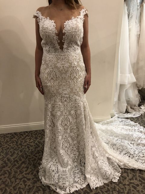 Calla Blanche Miley 18245 Sample Wedding Gown - Elegant A-Line Bridal Dress for Prom, Evening Gala & Formal Occasions