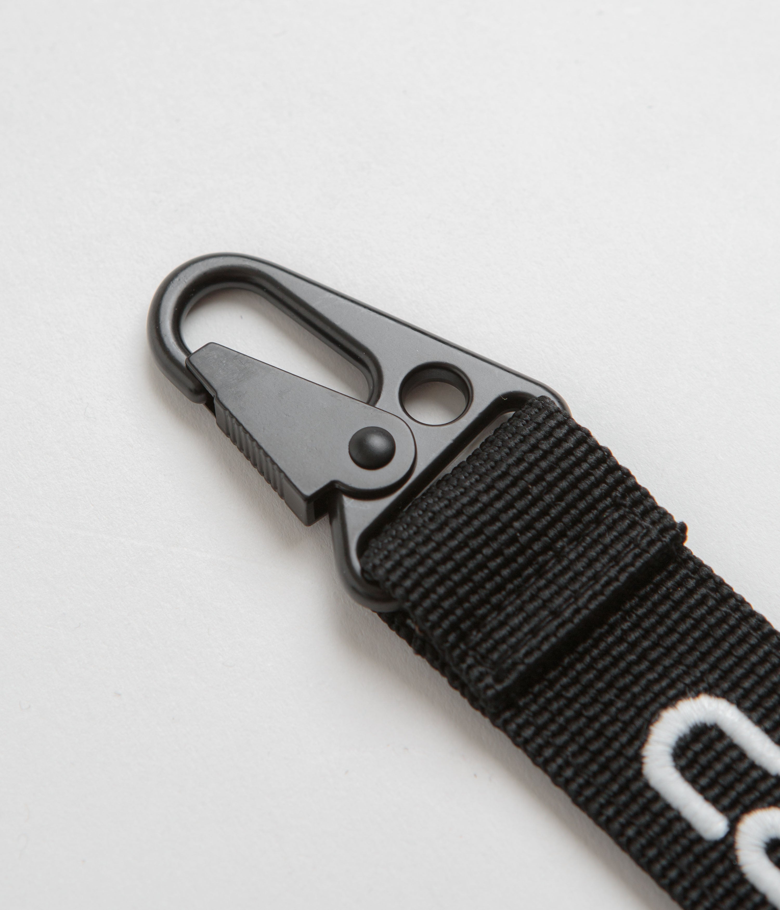 Carhartt Jaden Keyholder - Durable Leather Keychain Organizer for Keys & Small Items - Black & White - Perfect for Home, Office, Travel & Everyday Carry