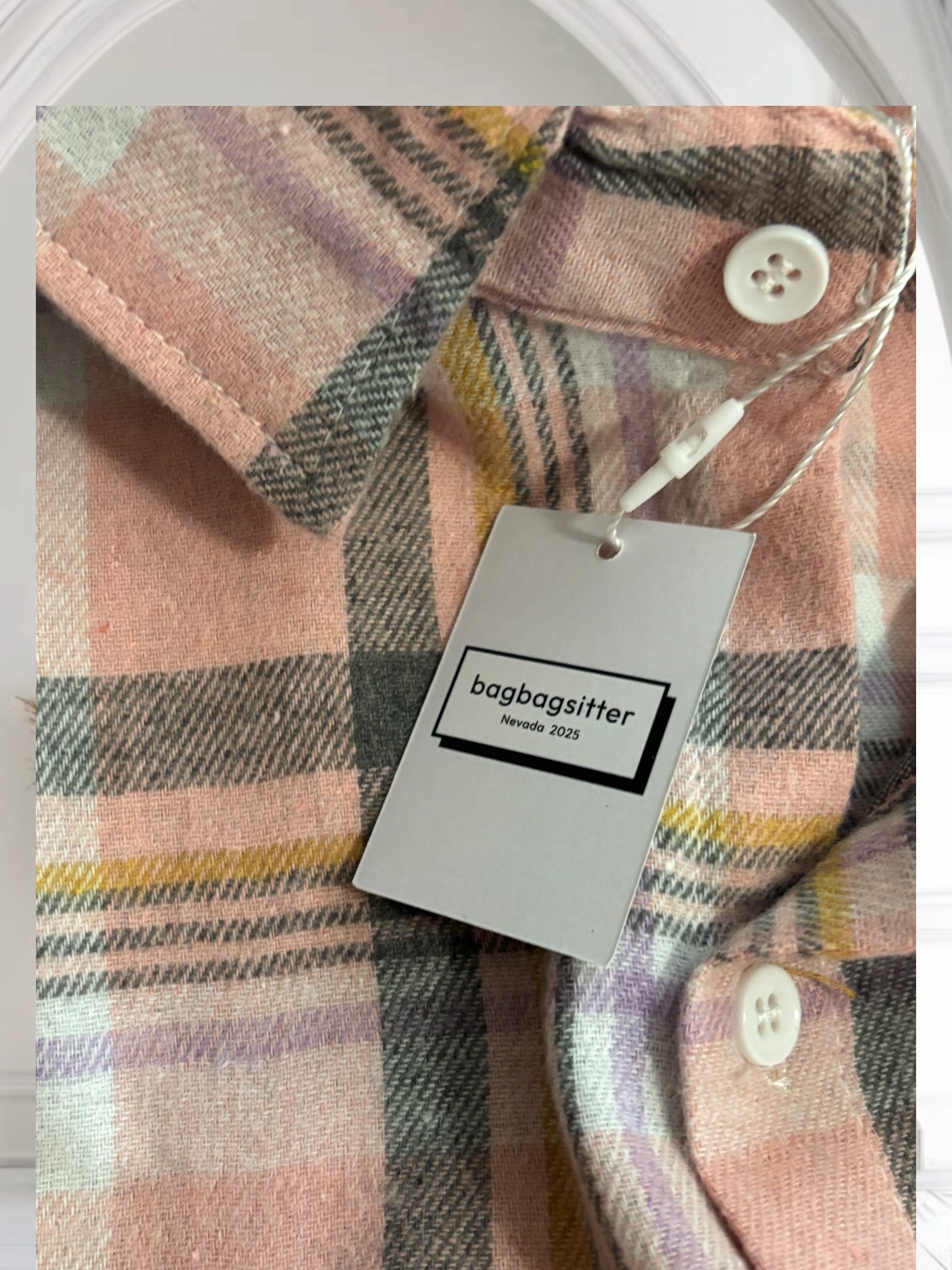 Women's Stylish Plaid Short Sleeve Button Up Shirt - Casual & Office Wear - Perfect for Spring/Summer Outfits, Work, Dates & Weekend Getaways