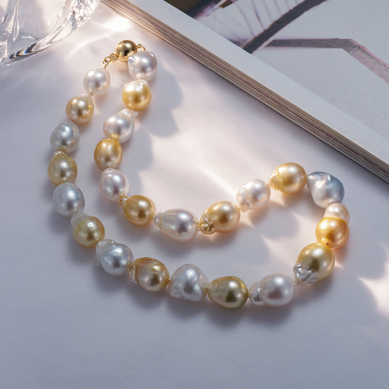 18K Gold Baroque South Sea Pearl Necklace - Luxury Elegant Jewelry for Women, Brides & Special Occasions | KN00155