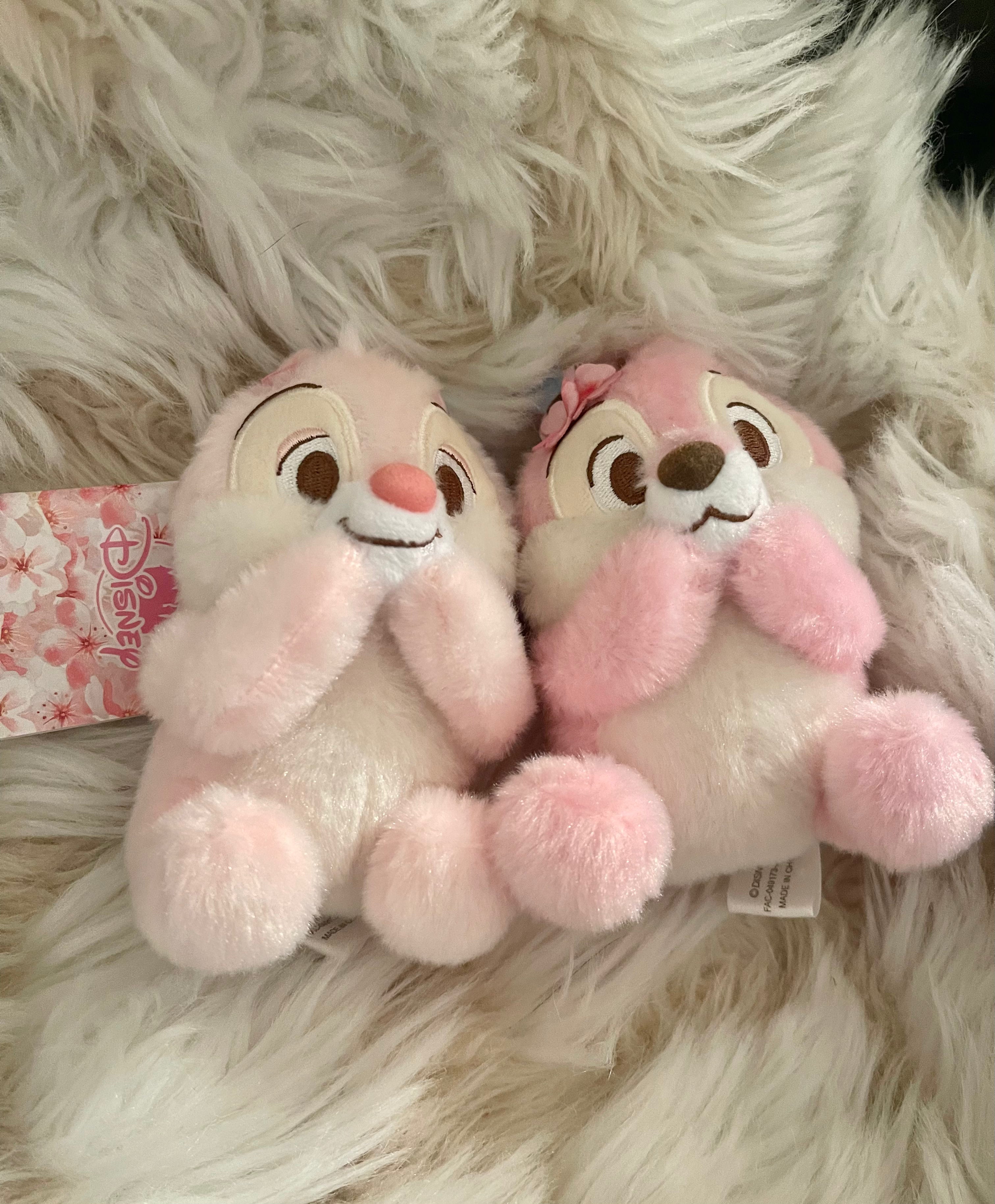 Disney Store Sakura 2023 Chip and Dale Keychain Badge - Cute Cartoon Character Keyring for Backpacks, Bags & Gift Giving