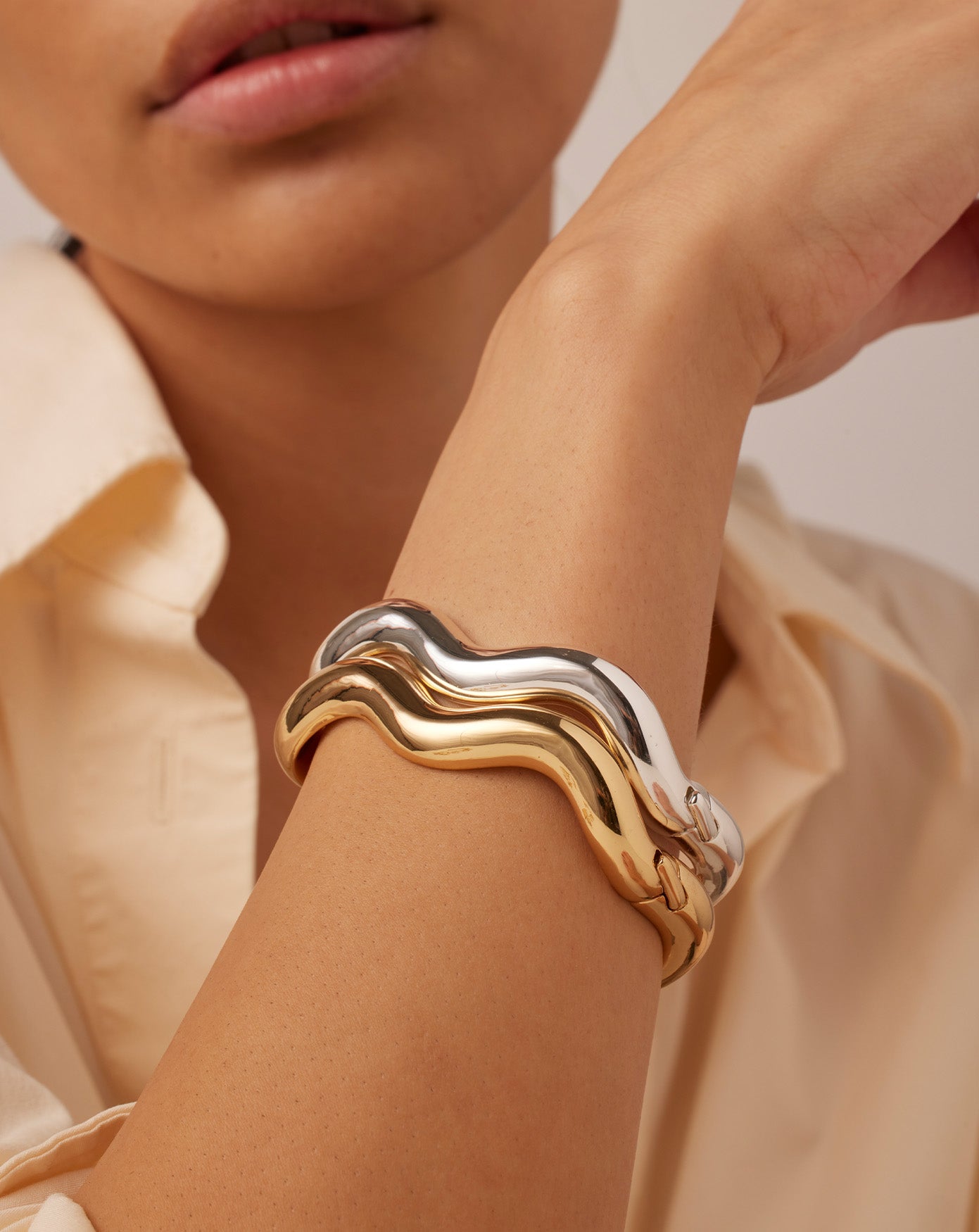Ola Gold Bangle - Elegant & Stylish Women's Bracelet for Parties, Weddings & Everyday Wear