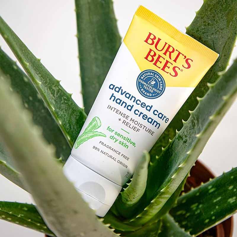 Burt's Bees Advanced Care Hand Cream for Sensitive & Dry Skin - Moisturizing & Nourishing Hand Lotion for Daily Hydration & Relief - Perfect for Winter, Work, and Travel