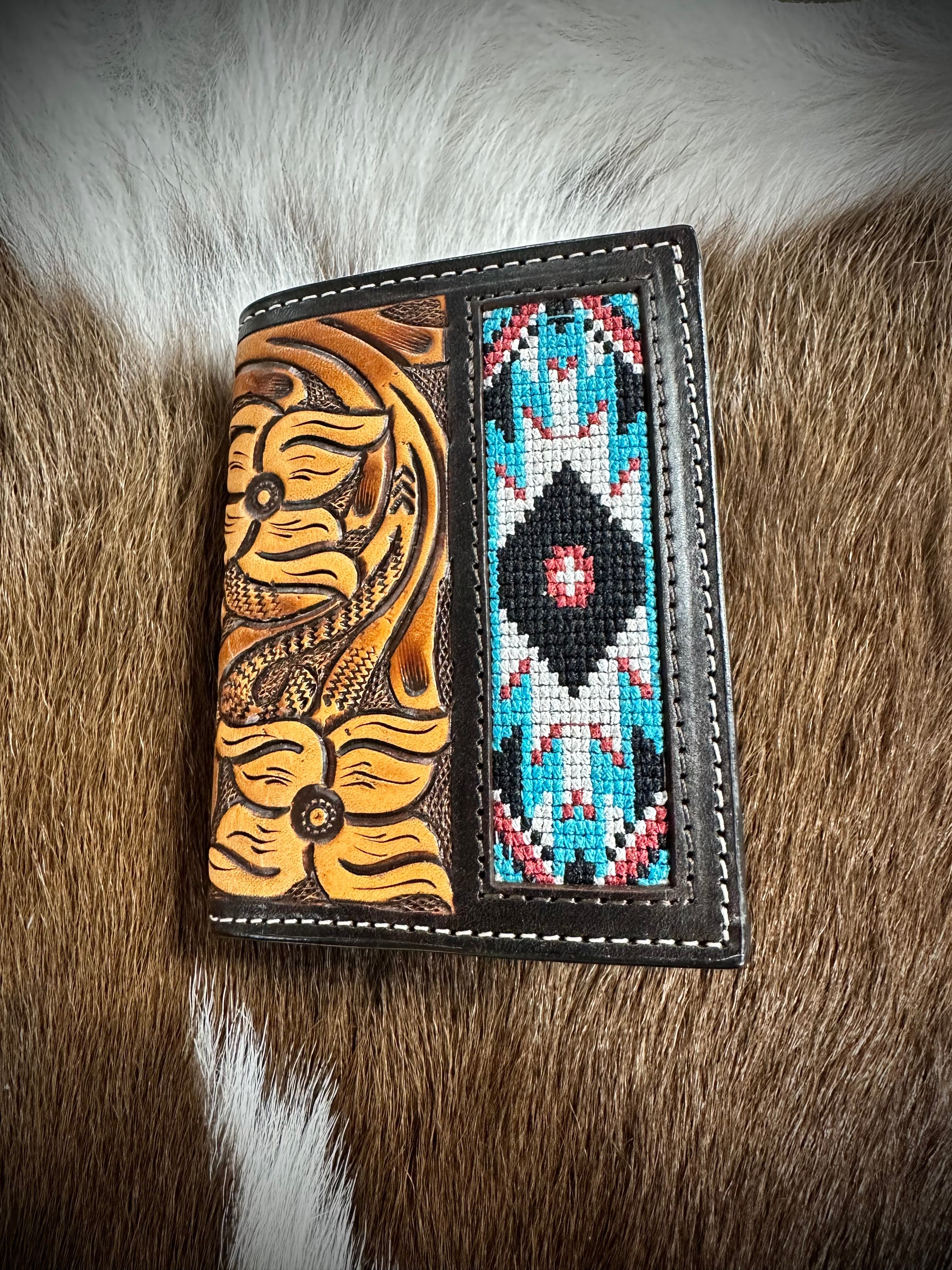Handcrafted 3D Floral Embossed Leather Wallet with Print Design - Stylish & Durable for Everyday Use, Gift Giving & Special Occasions