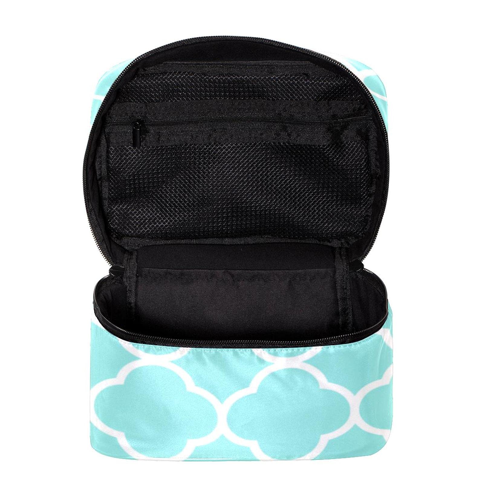 Aqua Green Quatrefoil Pattern Large Travel Makeup Bag - Waterproof Cosmetic Organizer Case with Zipper for Women & Girls | Perfect for Vacation, Gym, Business Trips & Daily Essentials Storage