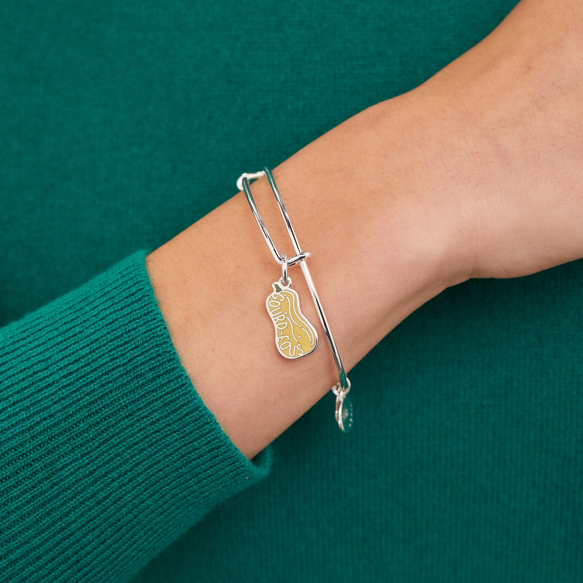 Exquisite Gourd Charm Bangle - Elegant Handmade Jewelry for Women | Perfect for Boho Fashion, Festival Outfits & Everyday Wear