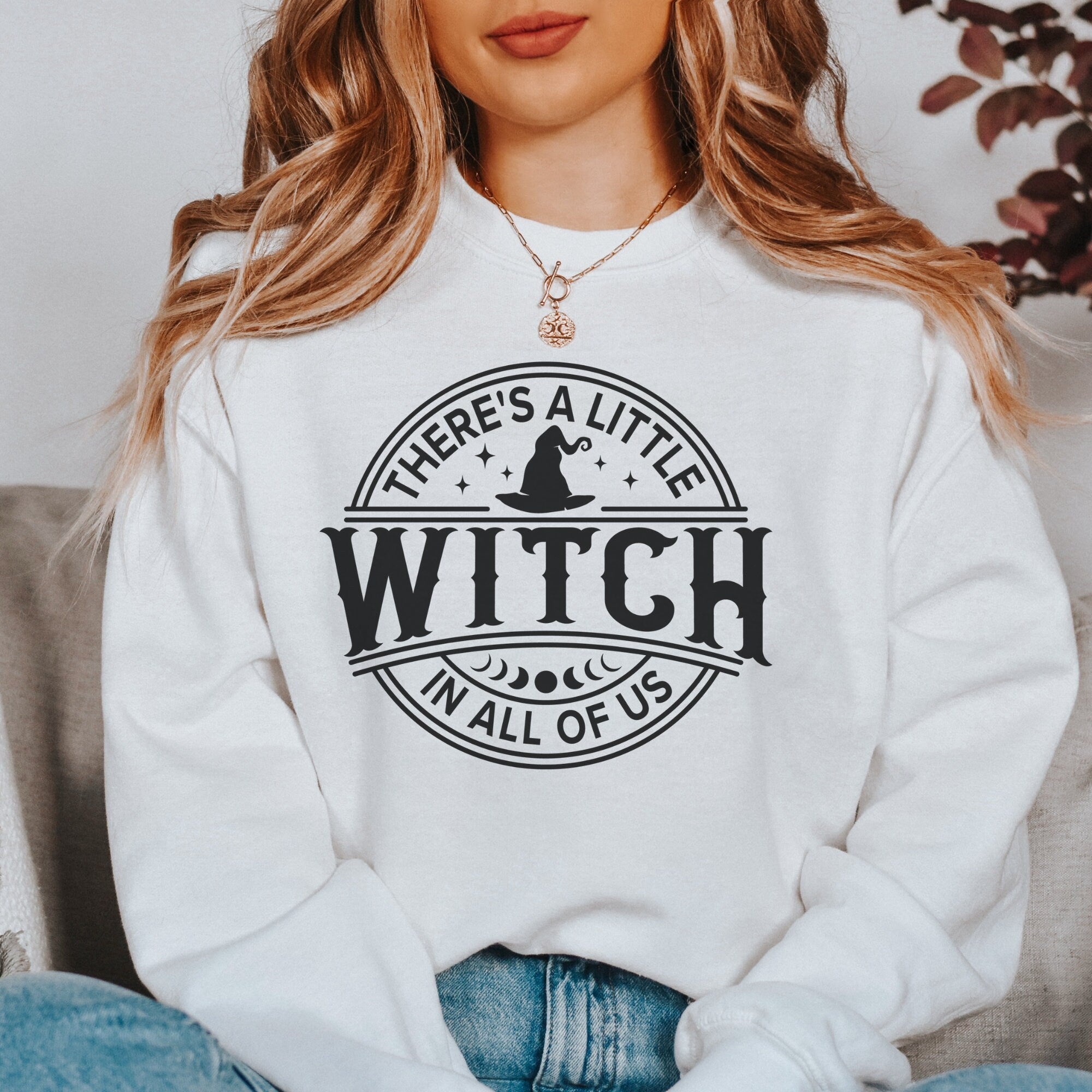 Practical Magic Witch Shirt - Halloween Sweater & Witchy Clothes for Women - Retro Halloween Pullover for Costume Parties & Spooky Events