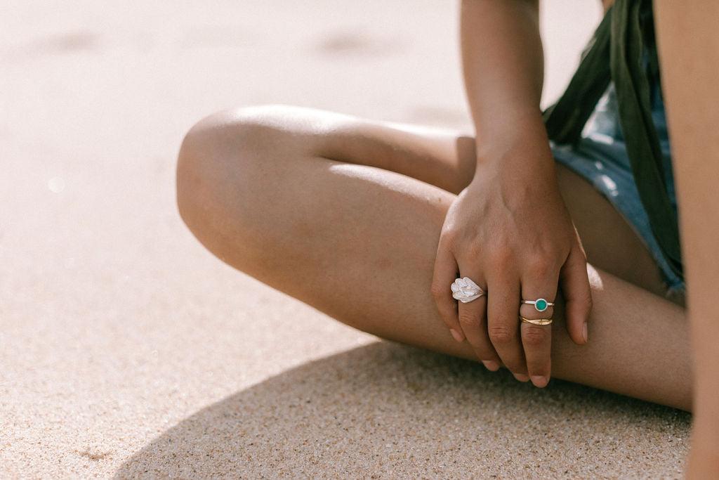 Elegant Curved Feather Ring - Sterling Silver Jewelry for Women, Perfect for Everyday Wear, Parties & Gifts