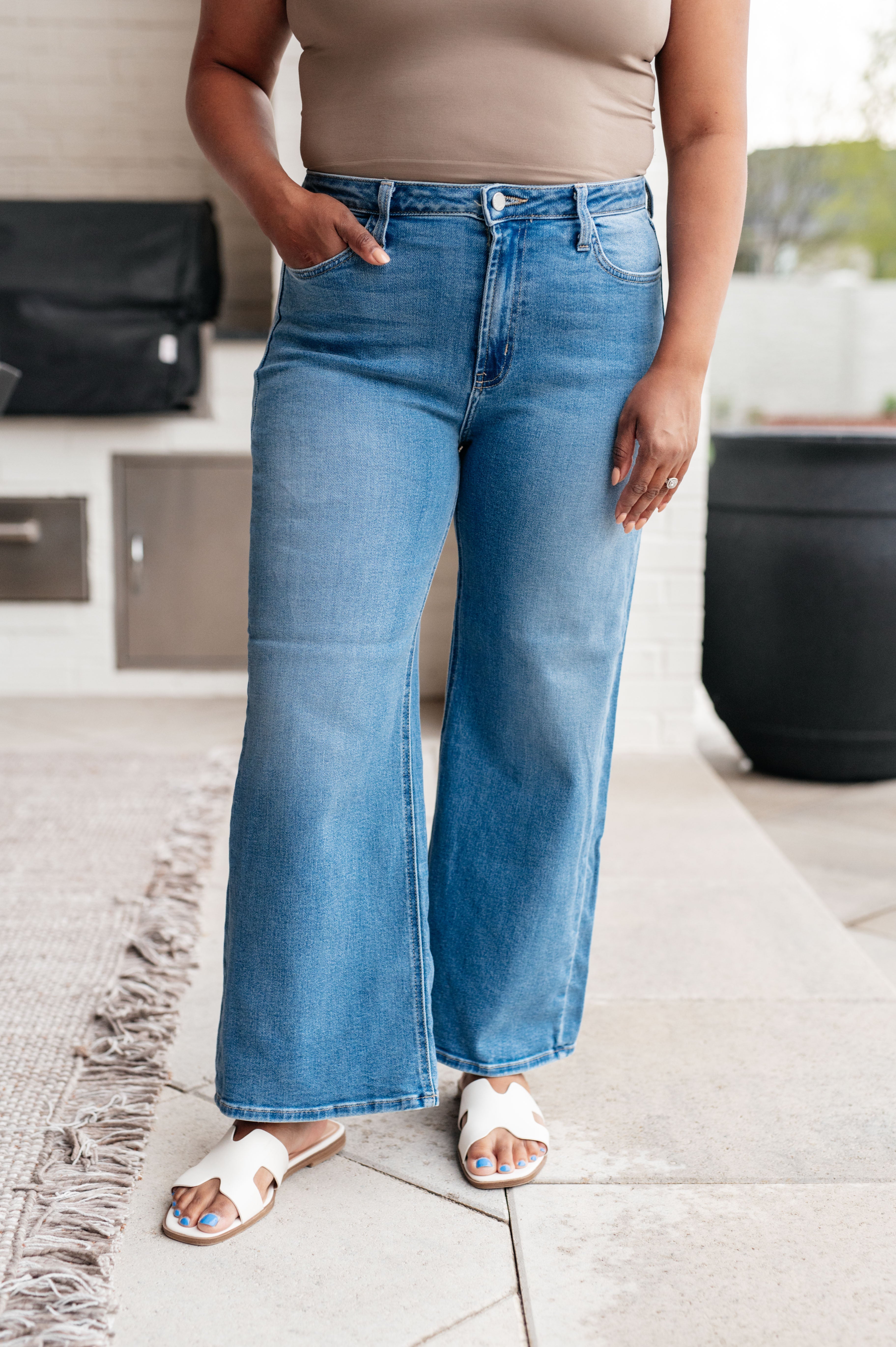Hayes High Rise Wide Leg Crop Jeans for Women - Comfortable Stretch Denim Pants for Casual Outfits, Workwear & Street Style Fashion