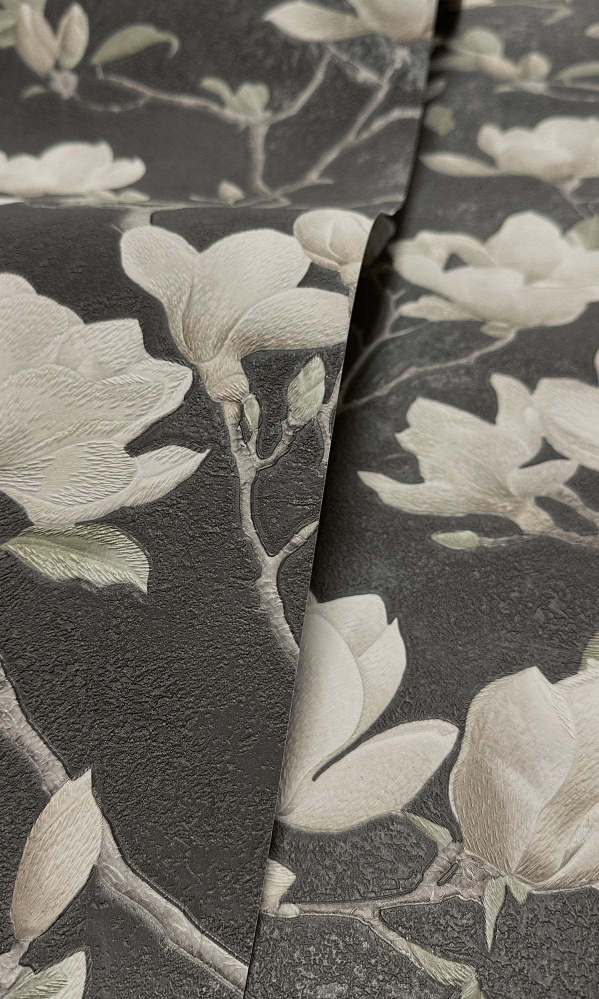 Charcoal Meandering Magnolias Printed Wallpaper R9538 - Elegant Floral Peel and Stick Wallpaper for Bedroom, Living Room & Home Decor