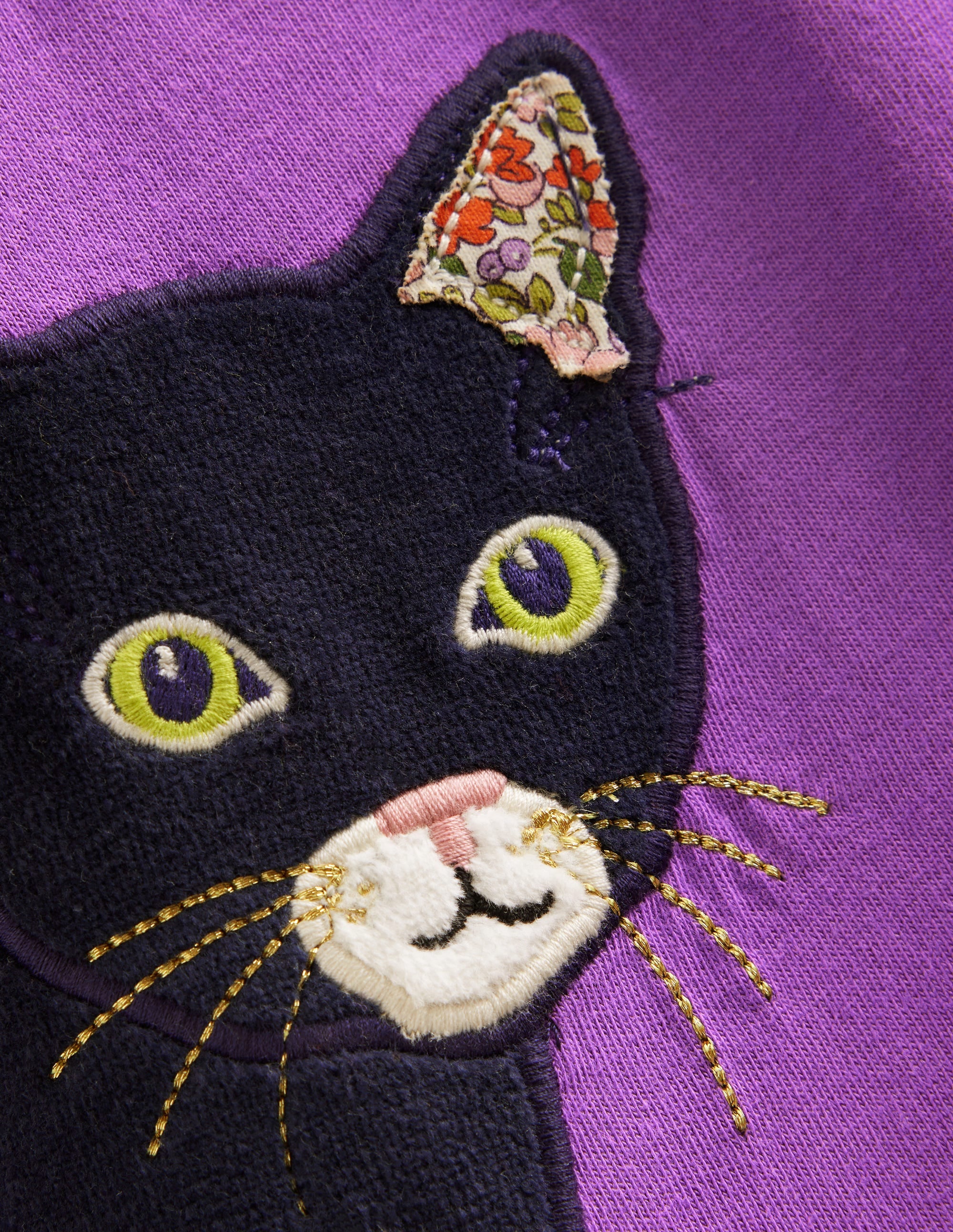 Appliqué Jersey Tunic Top in Pansy Purple with Cat Design - Perfect for Casual Wear, Work Office & Spring Outfits