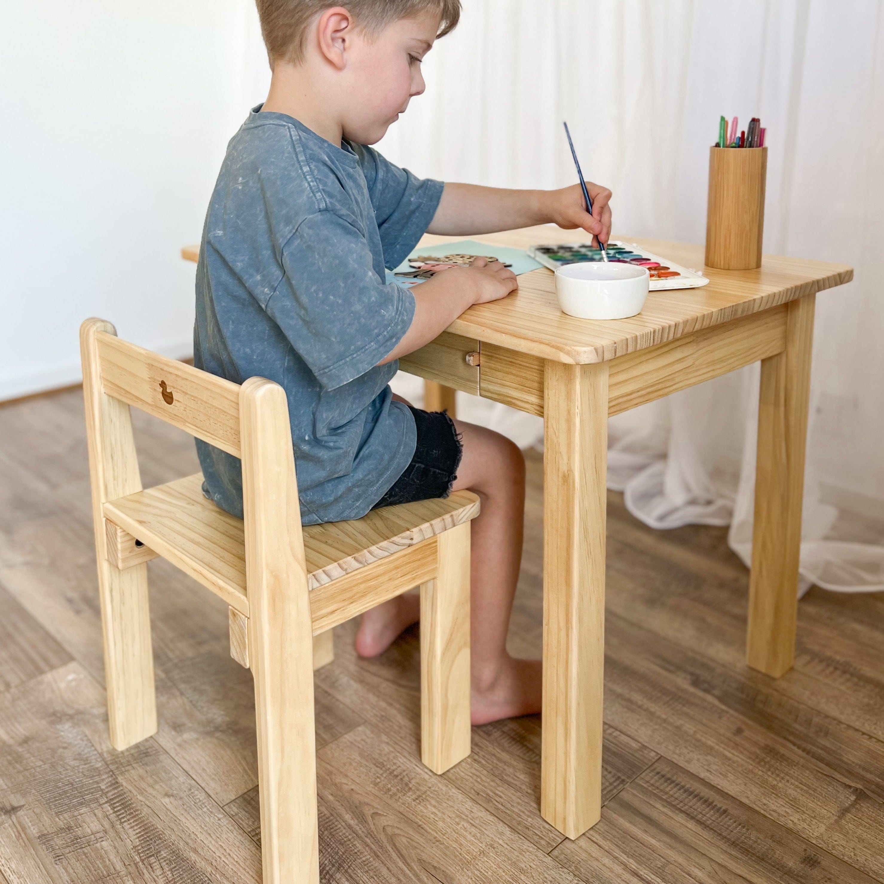 LINA Kids Study Table and Chair Set - Adjustable Pinewood Desk for Children's Learning, Homework & Drawing - Perfect for Bedroom, Playroom & Homeschooling