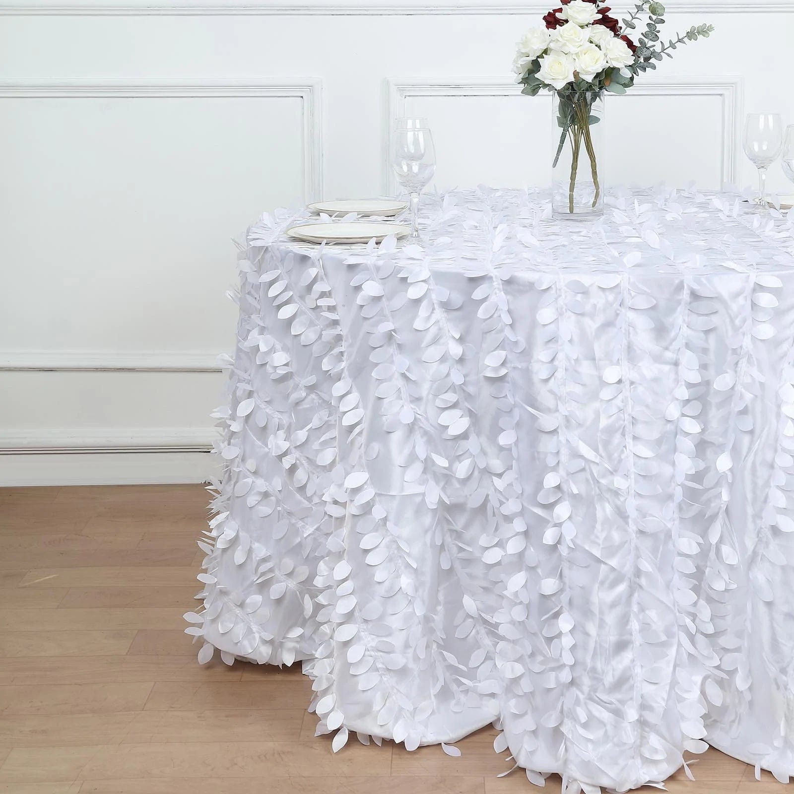 120 Inch Round Taffeta Tablecloth with Elegant Leaf Petal Design - Perfect for Weddings, Banquets, and Formal Dining Events