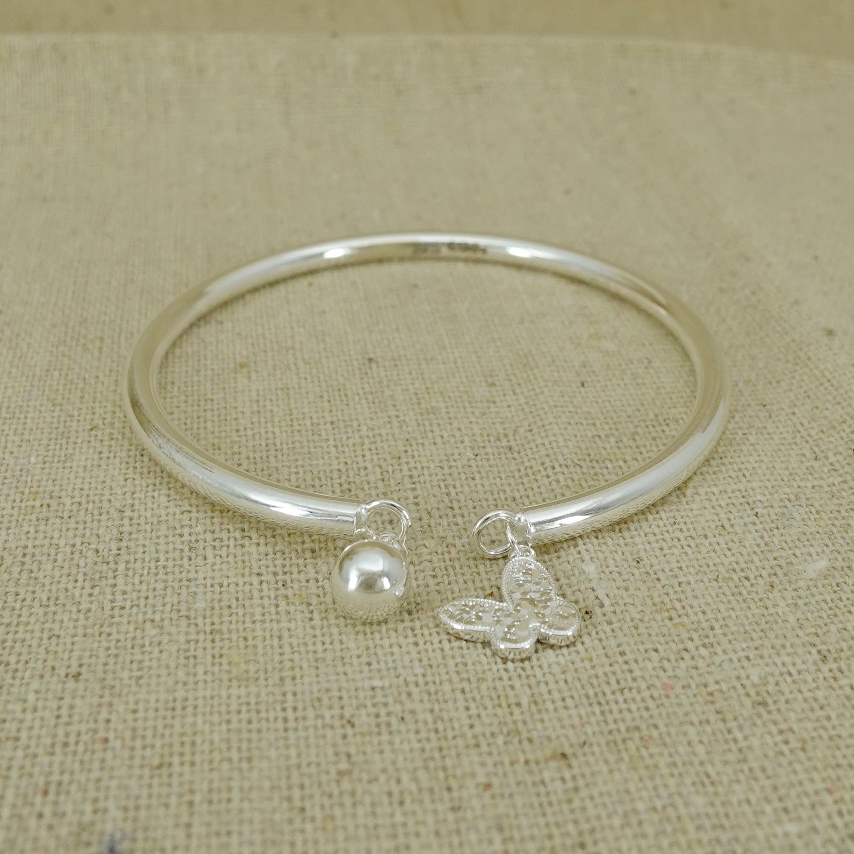 Sterling Silver Bangle Bracelet for Women - Elegant & Durable 925 Silver Jewelry Gift for Her - Perfect for Everyday Wear, Parties & Special Occasions