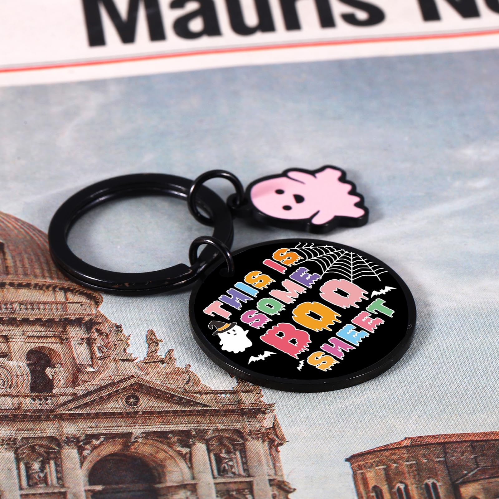 Valentine's Day Gifts for Her - Cute Ghost Keychain & Unique Spooky Gifts for Girlfriend, Women & College Girls | Scream Merch, Ghost Stuff & Birthday Presents | Perfect for Halloween, Dorm Decor & Friend Gifts
