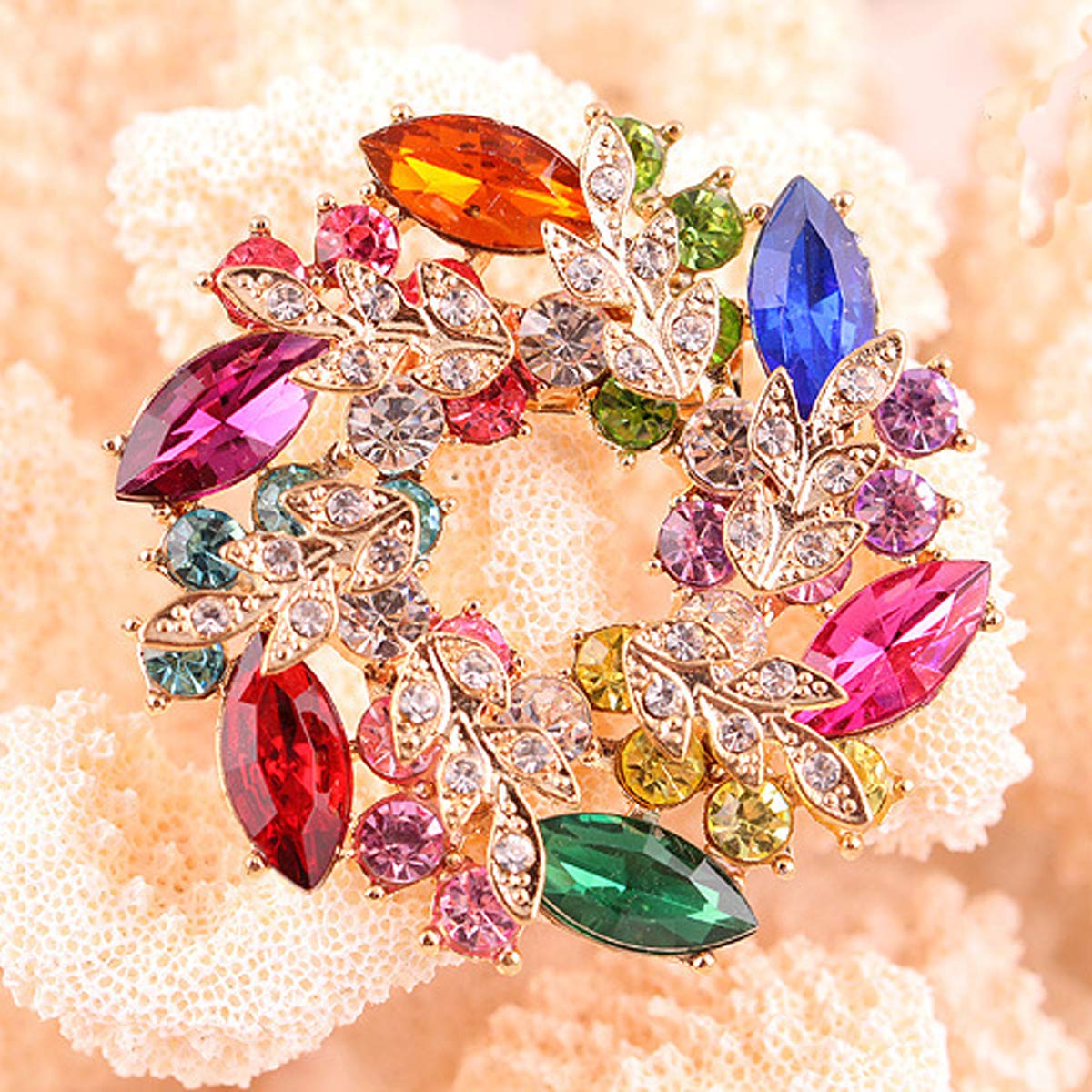 Seven Wolves Rhinestone Brooch Pin for Women - Wedding & Banquet Jewelry