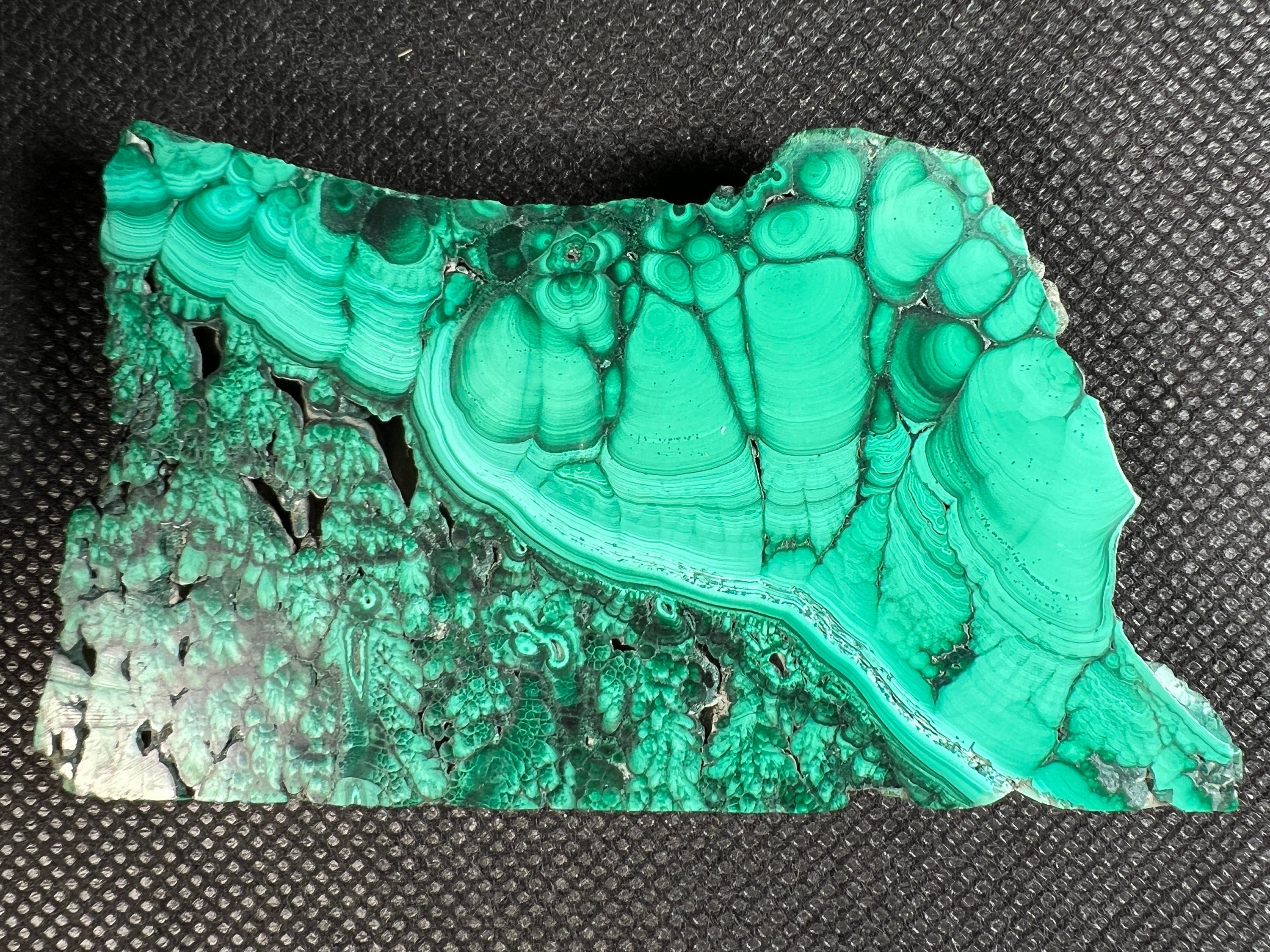 Premium Malachite Crystal Slab - Natural Green Malachite Stone for Jewelry Making, Healing Crystals, Unique Spiritual Gift & Home Decor | Perfect for Meditation, Reiki, Crystal Grids & DIY Crafts
