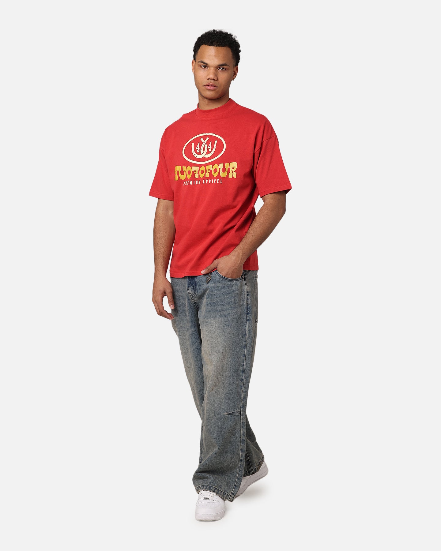 404 Horseshoe Horizon T-Shirt for Men & Women - Red Cotton Graphic Tee - Casual Wear, Street Style, Gift Idea