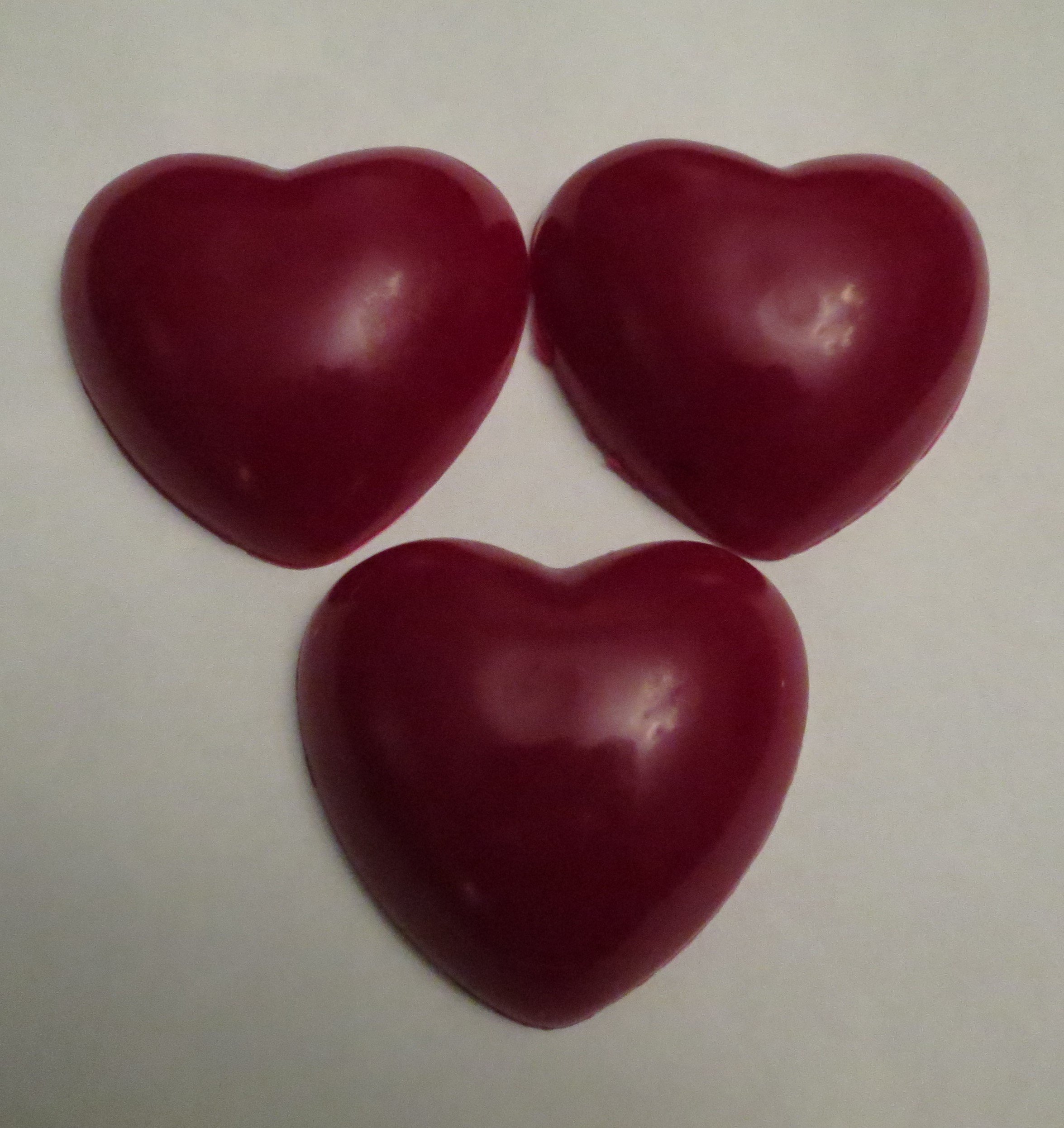 Organic Red Heart Shaped Soap - Natural Handmade Gift for Valentine's Day, Mother's Day & Anniversary - Perfect for Romantic Bath, Spa Relaxation and Decorative Home Display