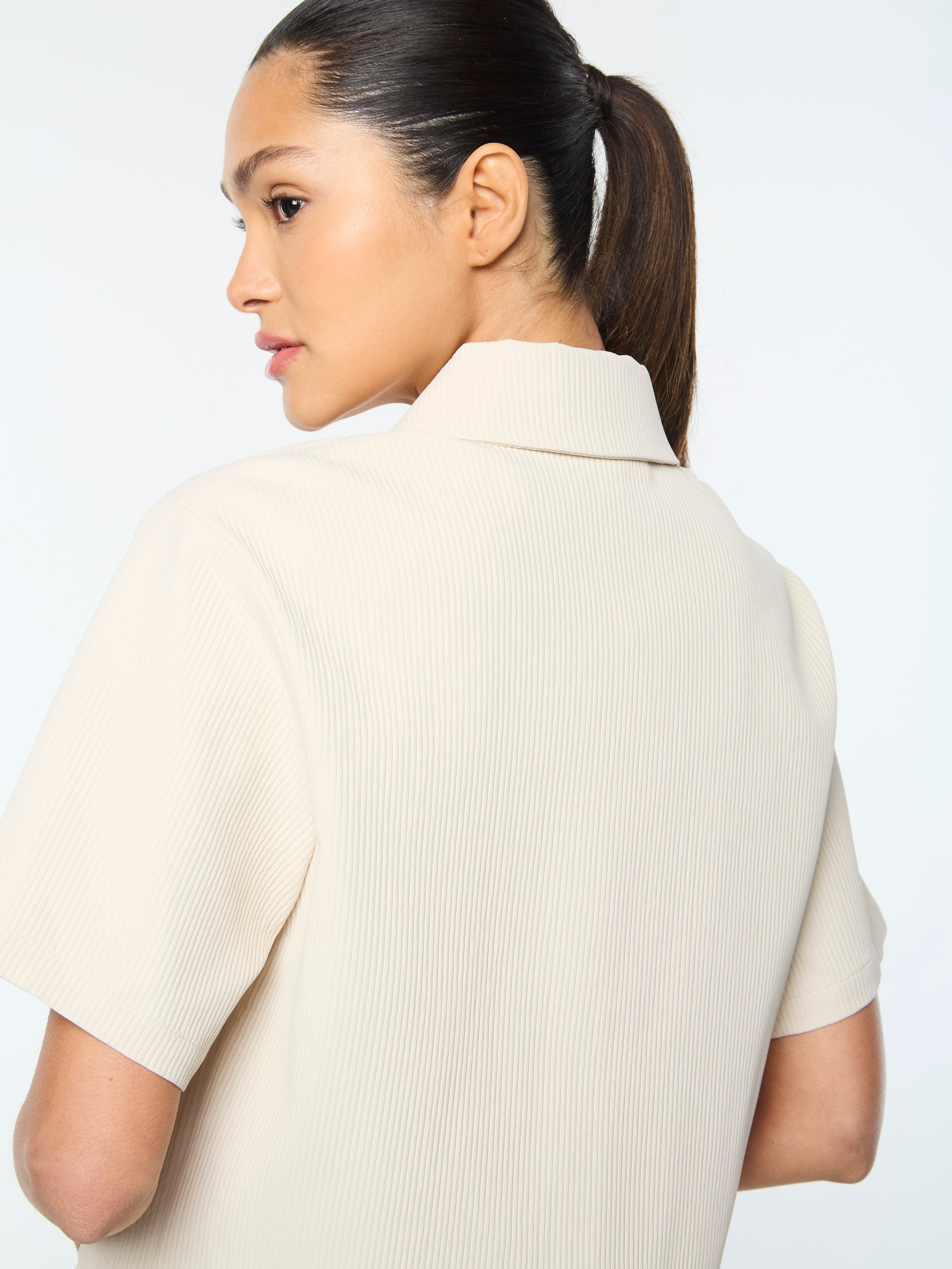 Mia Cropped Shirt for Women - Soft Cotton Short Sleeve T-Shirt with Relaxed Fit - Perfect for Casual Outfits, Summer Wear, and Layering