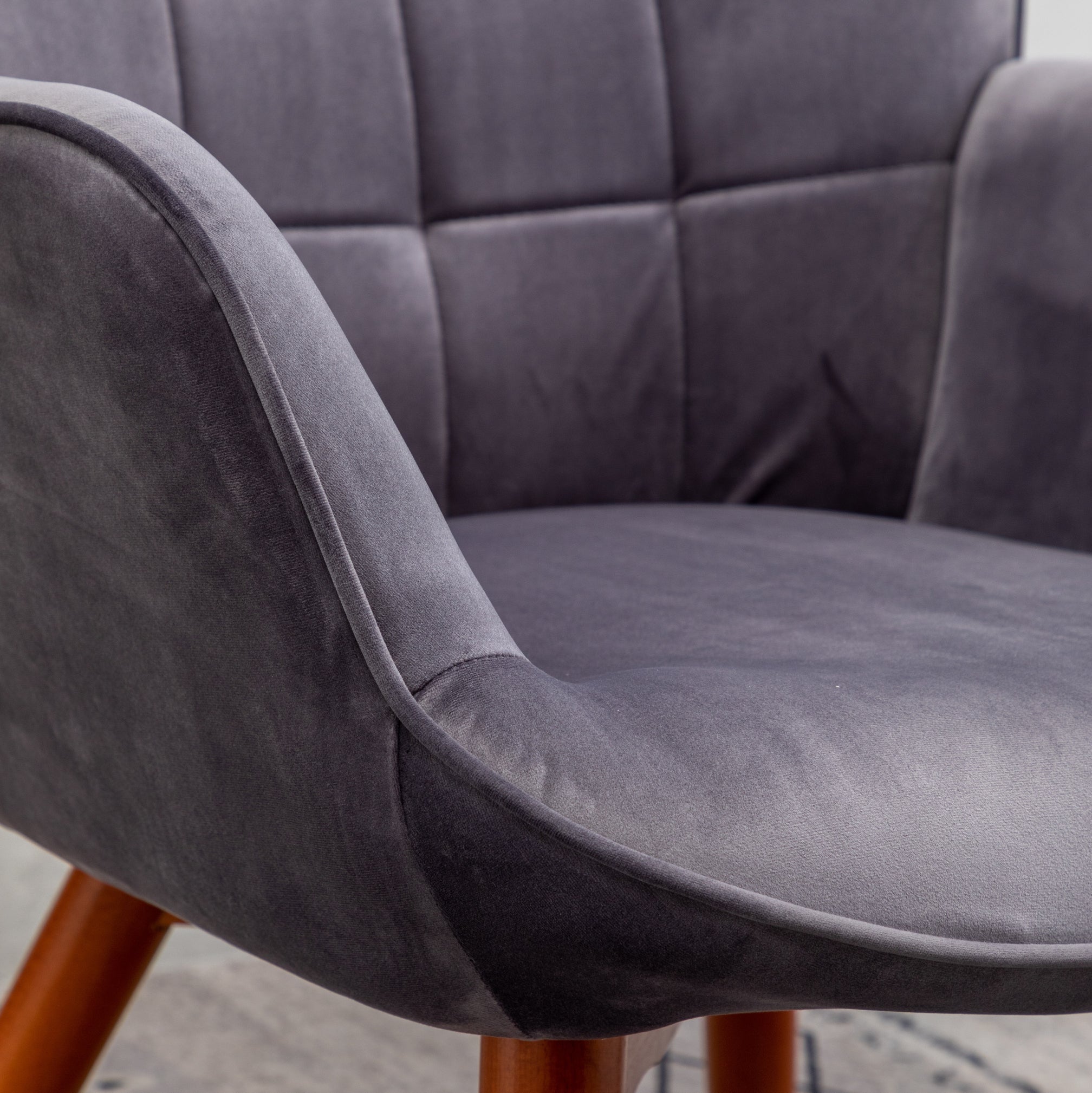 Roundhill Furniture Leiria Contemporary Silky Velvet Tufted Accent Chair with Ottoman - Modern Living Room Seating for Home Office, Bedroom & Lounge Areas