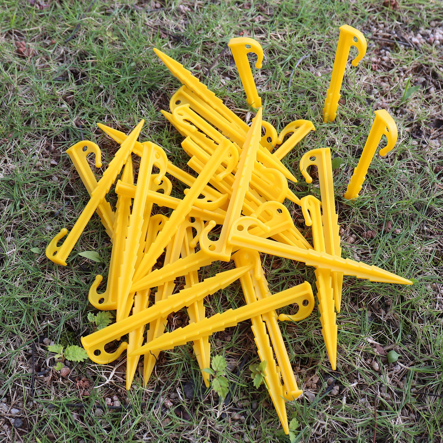 ZOCIPRO 30pcs Screw-in Tent Pegs - Durable Plastic Camping Ground Stakes for Windproof Tents & Canopies