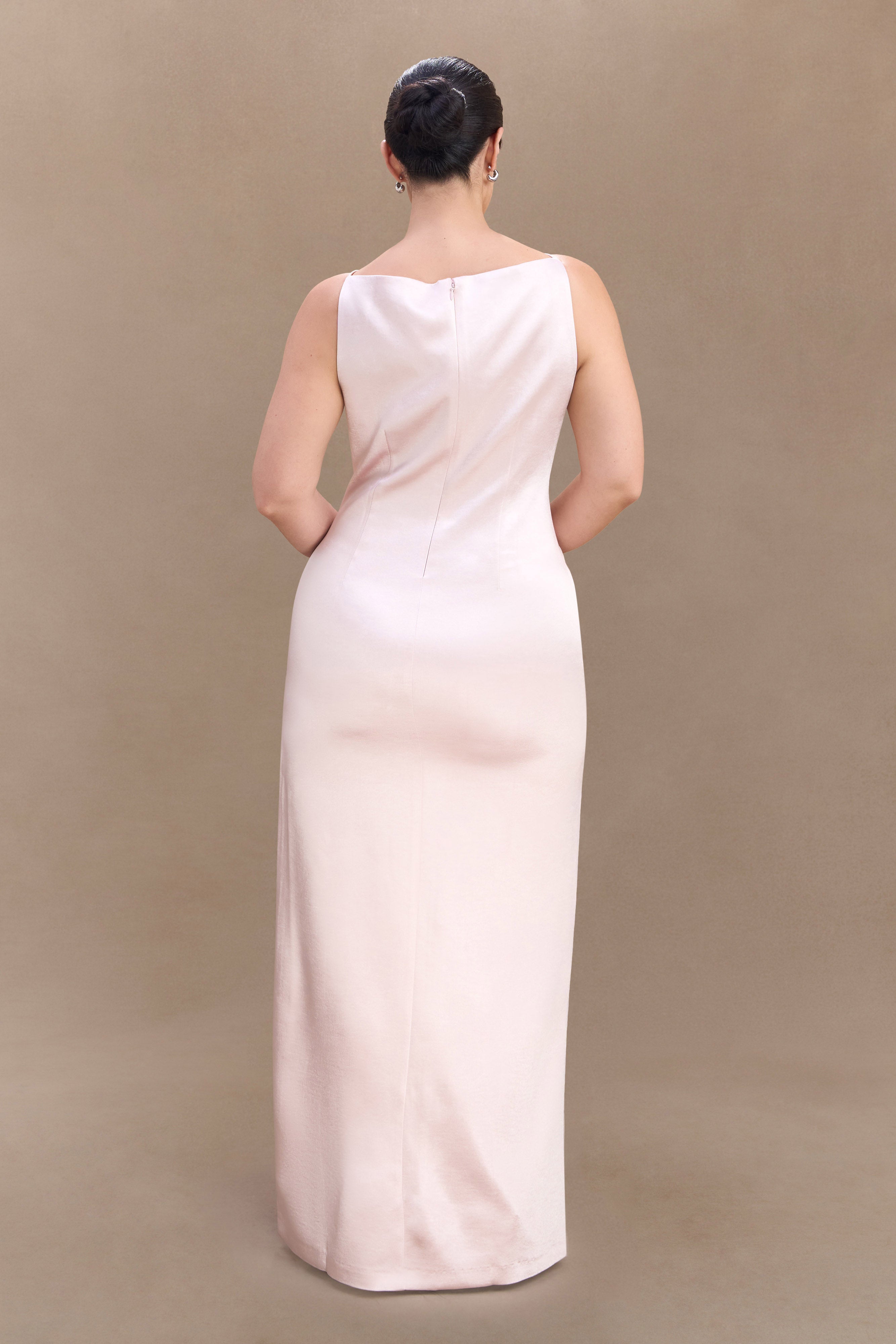 Elegant Violet Sleeveless Satin Maxi Dress for Women - Soft Pink Flowy Formal Gown for Evening Parties, Weddings & Special Occasions