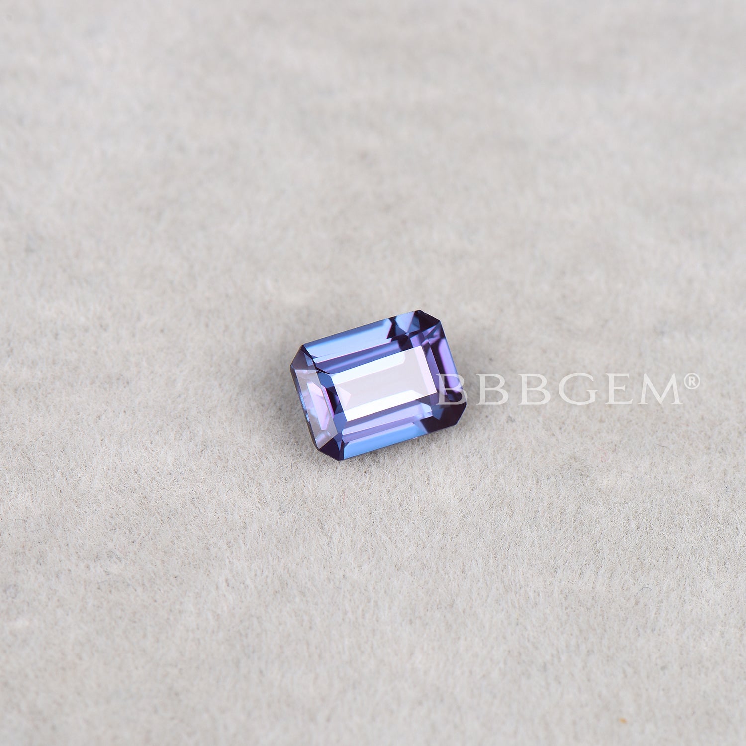 Wholesale Emerald Cut Alexandrite Gemstone - Faceted Calibrated Loose Stones for Jewelry Making, Engagement Rings & Fine Collections - Perfect for Birthstones, Anniversary Gifts & Custom Designs