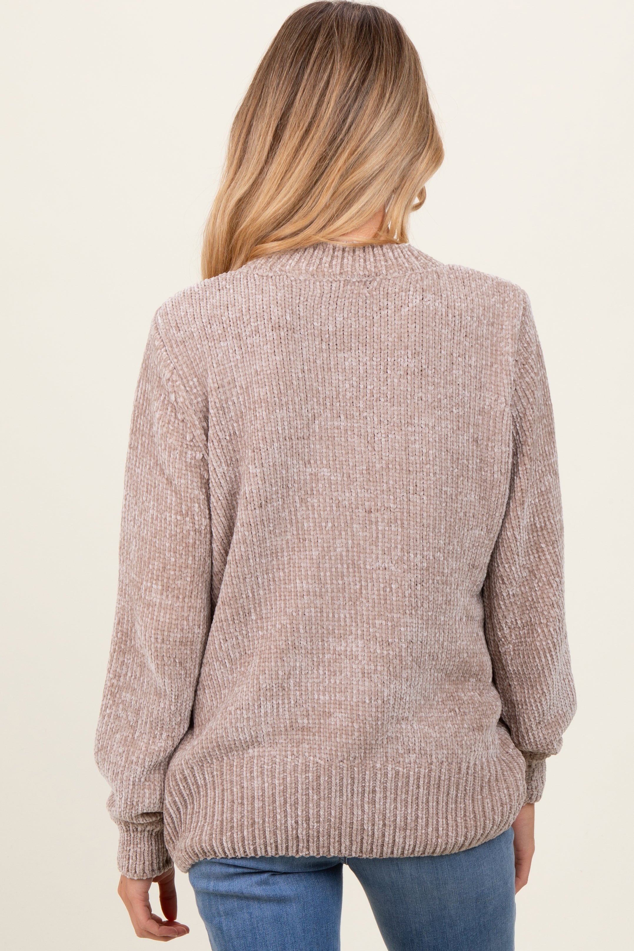 Soft Beige Chenille Knit Maternity Sweater for Pregnant Women - Cozy Winter Pregnancy Clothes for Casual Wear & Baby Shower