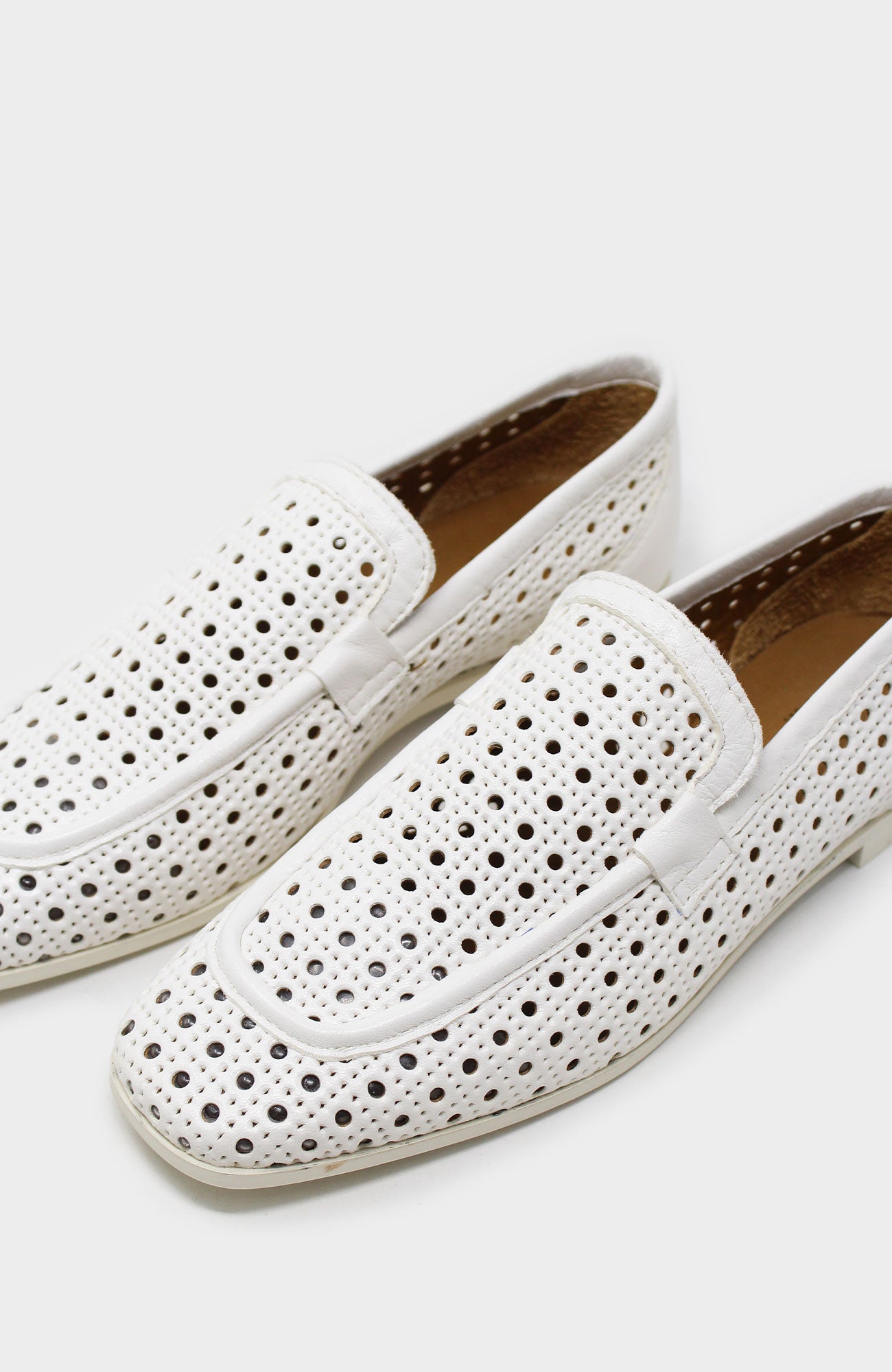ALPE Zoe Loafers Women's Comfortable Slip-On Shoes | Classic Ecru Leather Loafers for Women | Perfect for Office, Business Casual & Everyday Wear