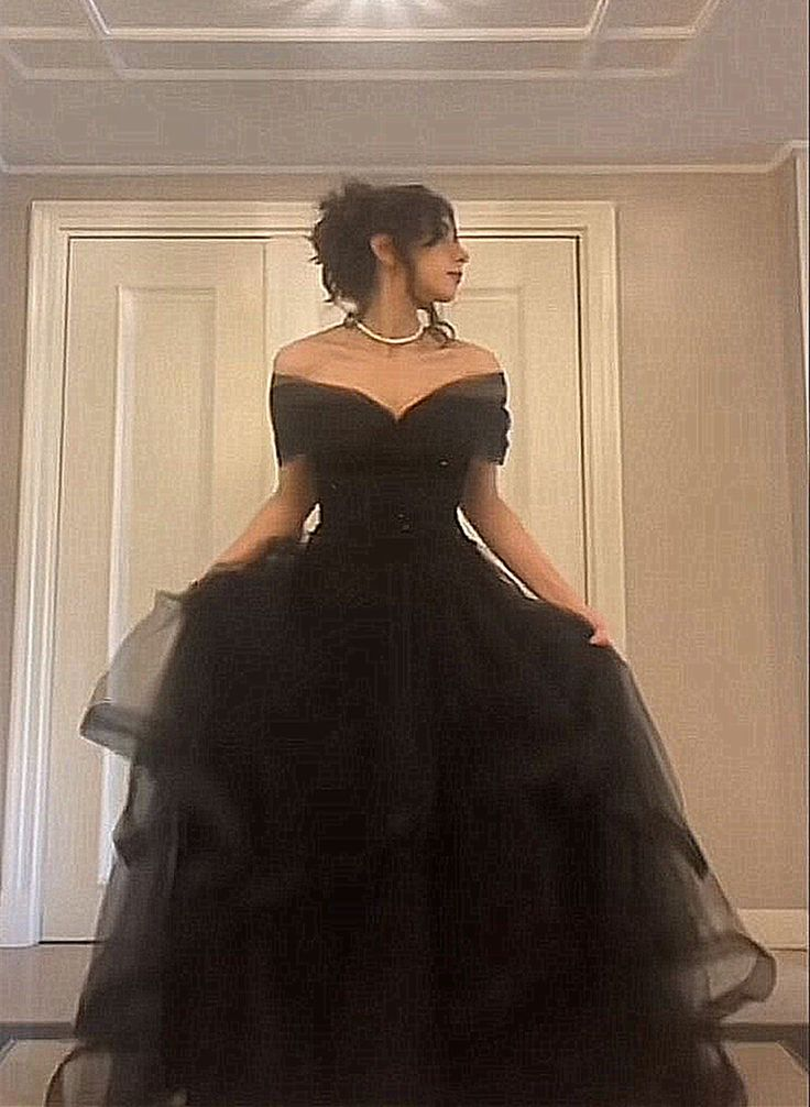 Elegant Off Shoulder Long Party Dress - Black Tulle Sweetheart A-Line Prom Gown J4272 | Perfect for Homecoming, Evening Galas & Formal Events