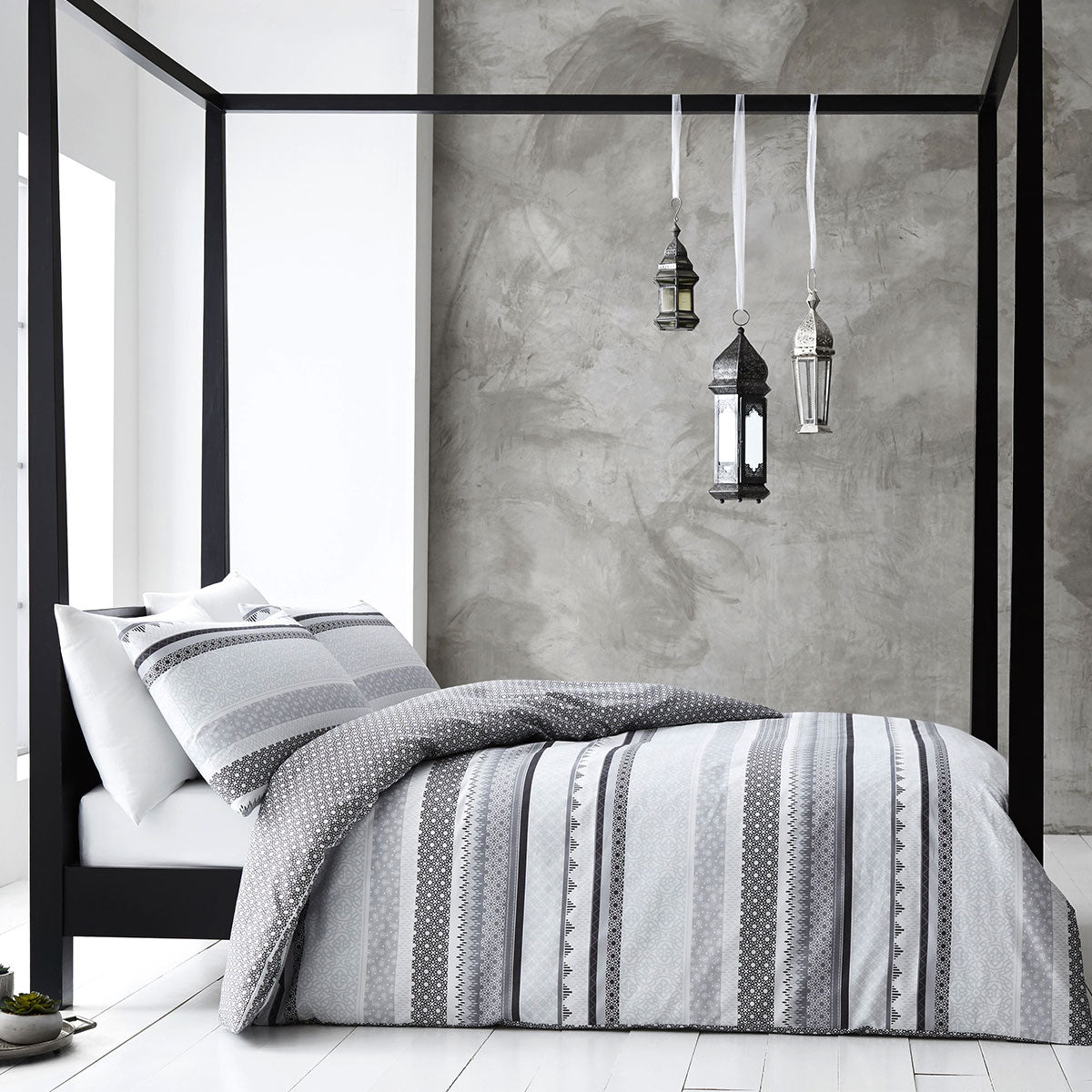 Gabrielle Grey Quilt Cover Set Queen Size - Soft Luxury Bedding for Master Bedroom & Guest Room - Perfect for All Seasons