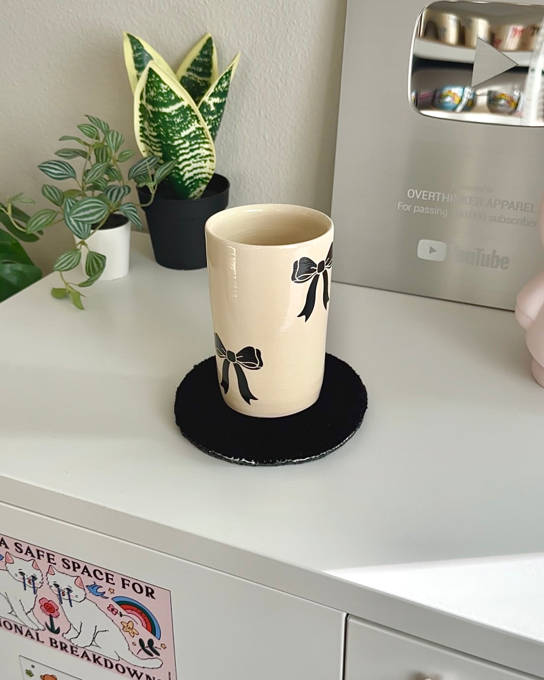 Handmade Black Bow Ceramic Tumbler - Vintage Coffee & Tea Cup for Iced Drinks | Perfect for Home, Office & Cafe Use