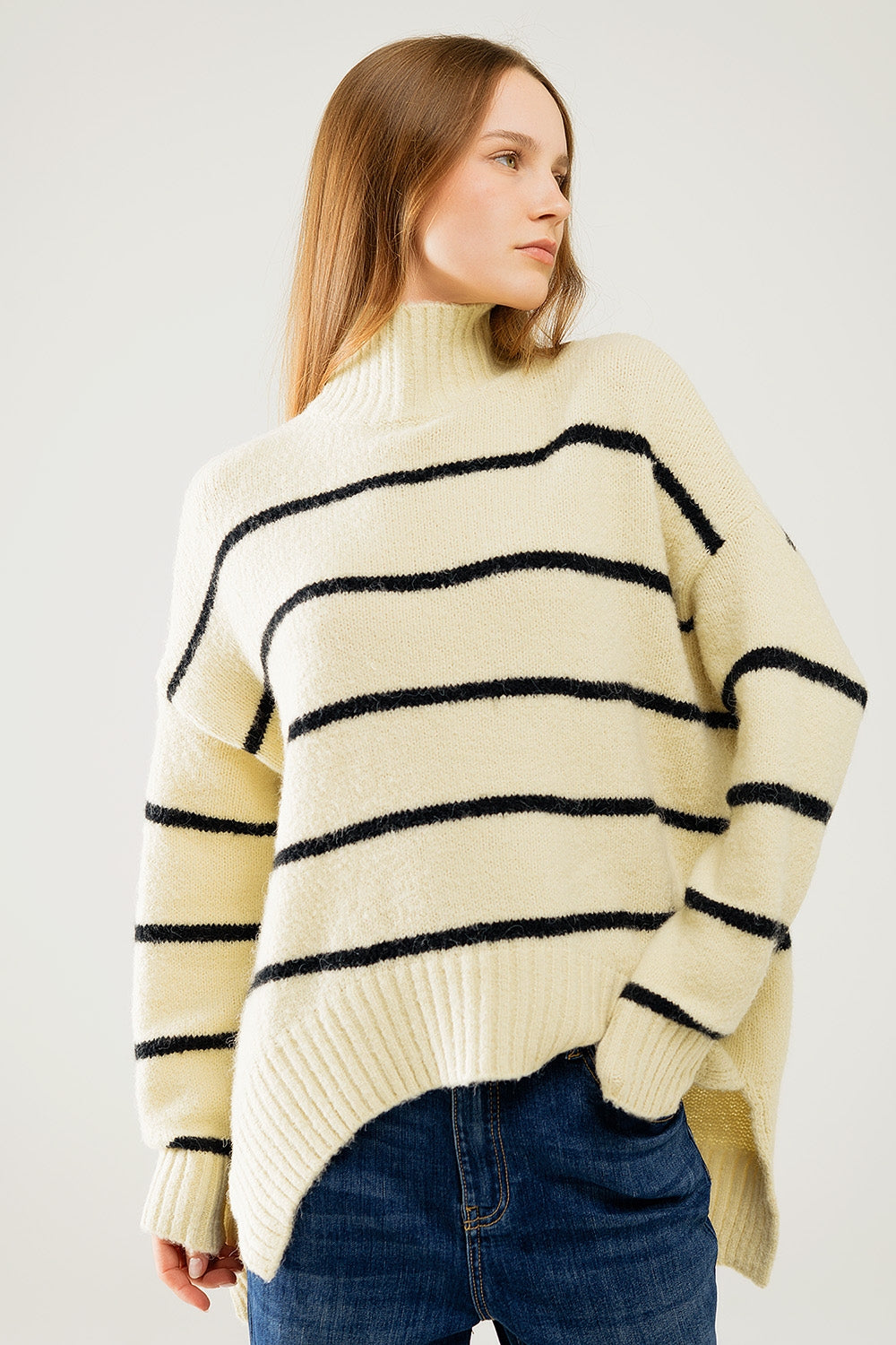 Oversized Black Striped Pullover Sweater - Women's Casual Knitwear for Fall & Winter | Perfect for Layering, Lounging, and Weekend Outfits