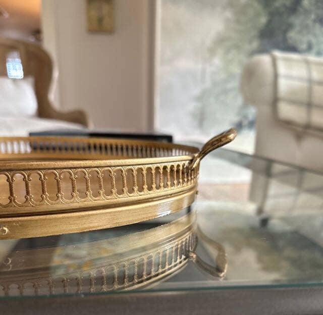 Honeychurch Home Gallery Metal Serving Tray - Elegant Decorative Tray for Coffee Table, Dining, and Kitchen Organization - Perfect for Entertaining Guests and Home Decor