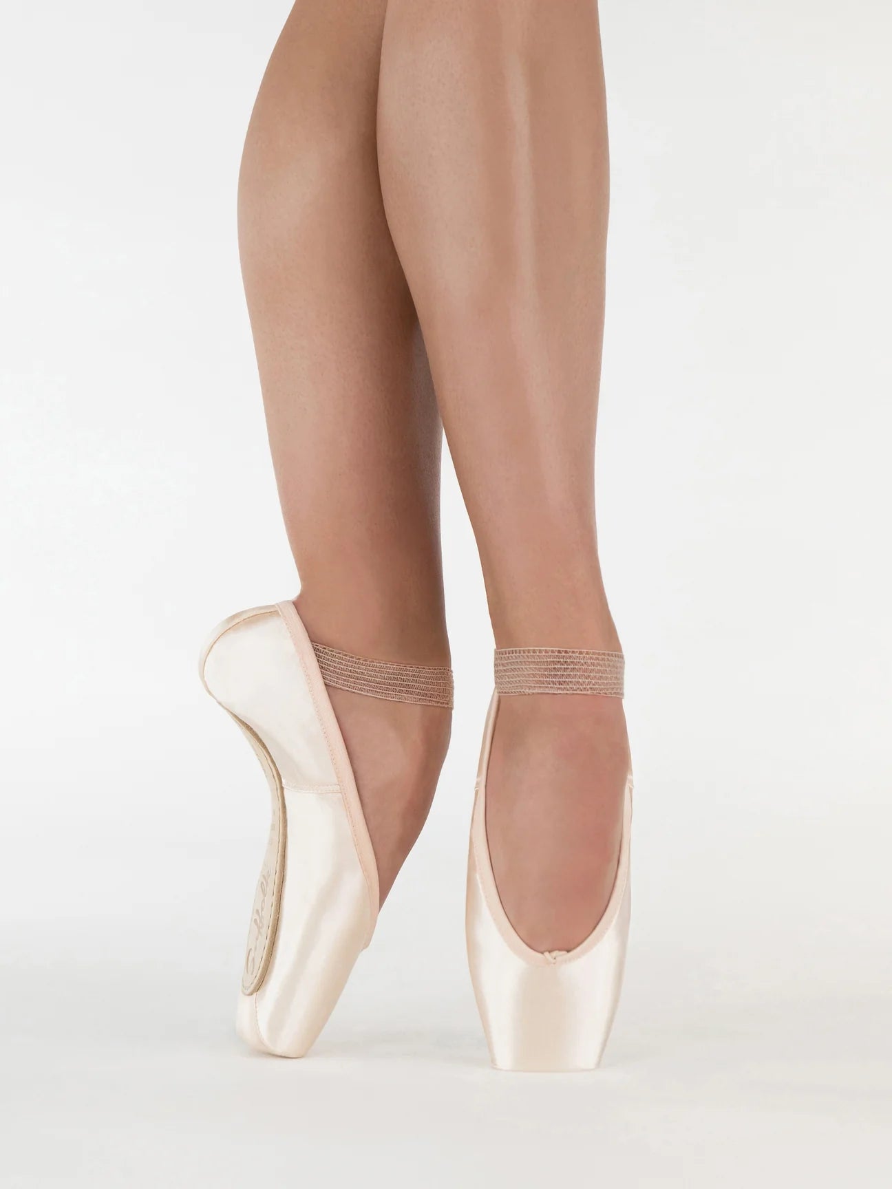 Reign Pink Standard Insole Pointe Shoe - Professional Ballet Dance Shoes for Women & Girls - Perfect for Ballet Practice, Performances & Dance Classes