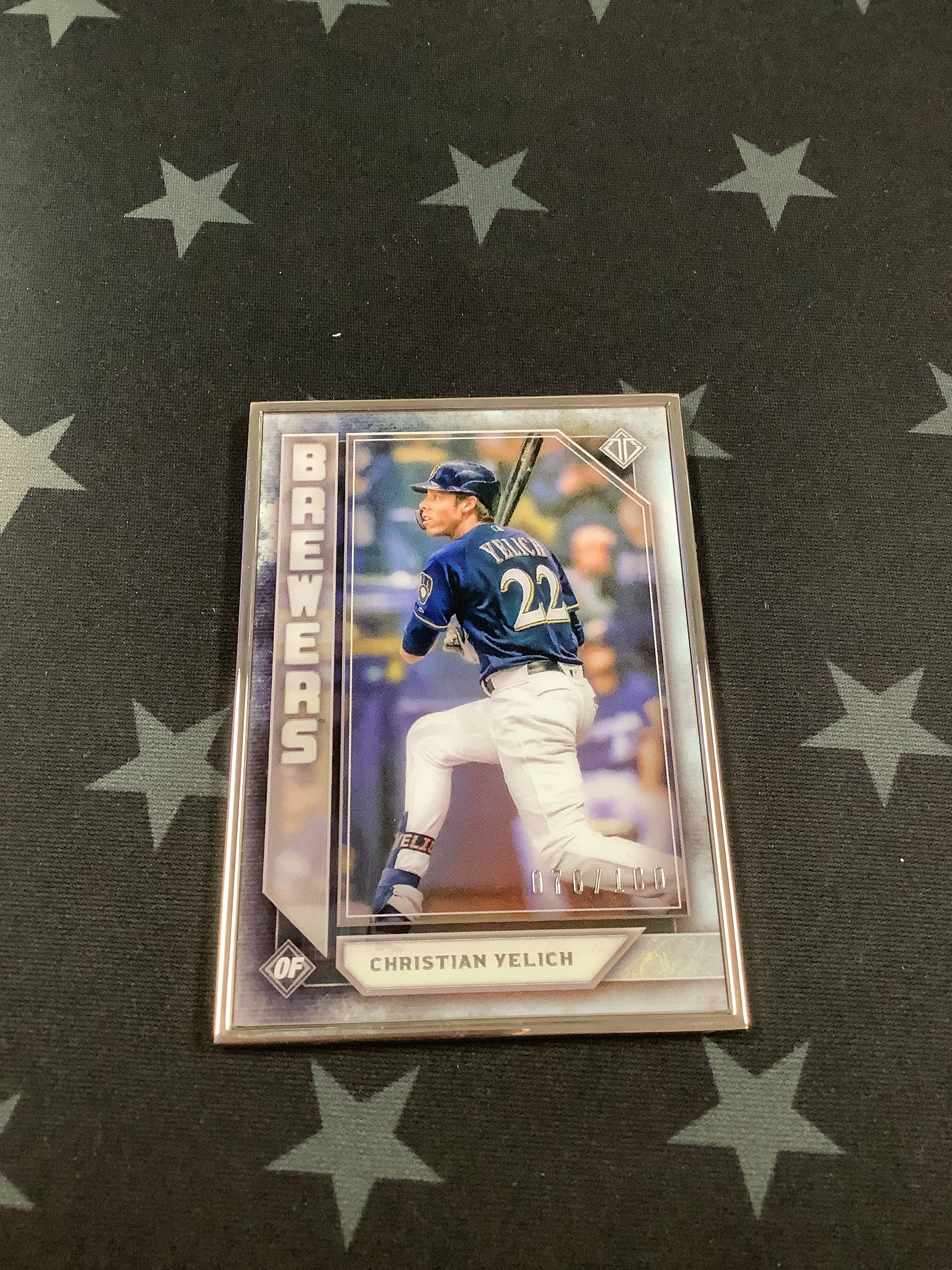 2019 Christian Yelich Transcendent Collection Baseball Card #40/100 - Rare MLB Collectible for Sports Memorabilia & Fan Display