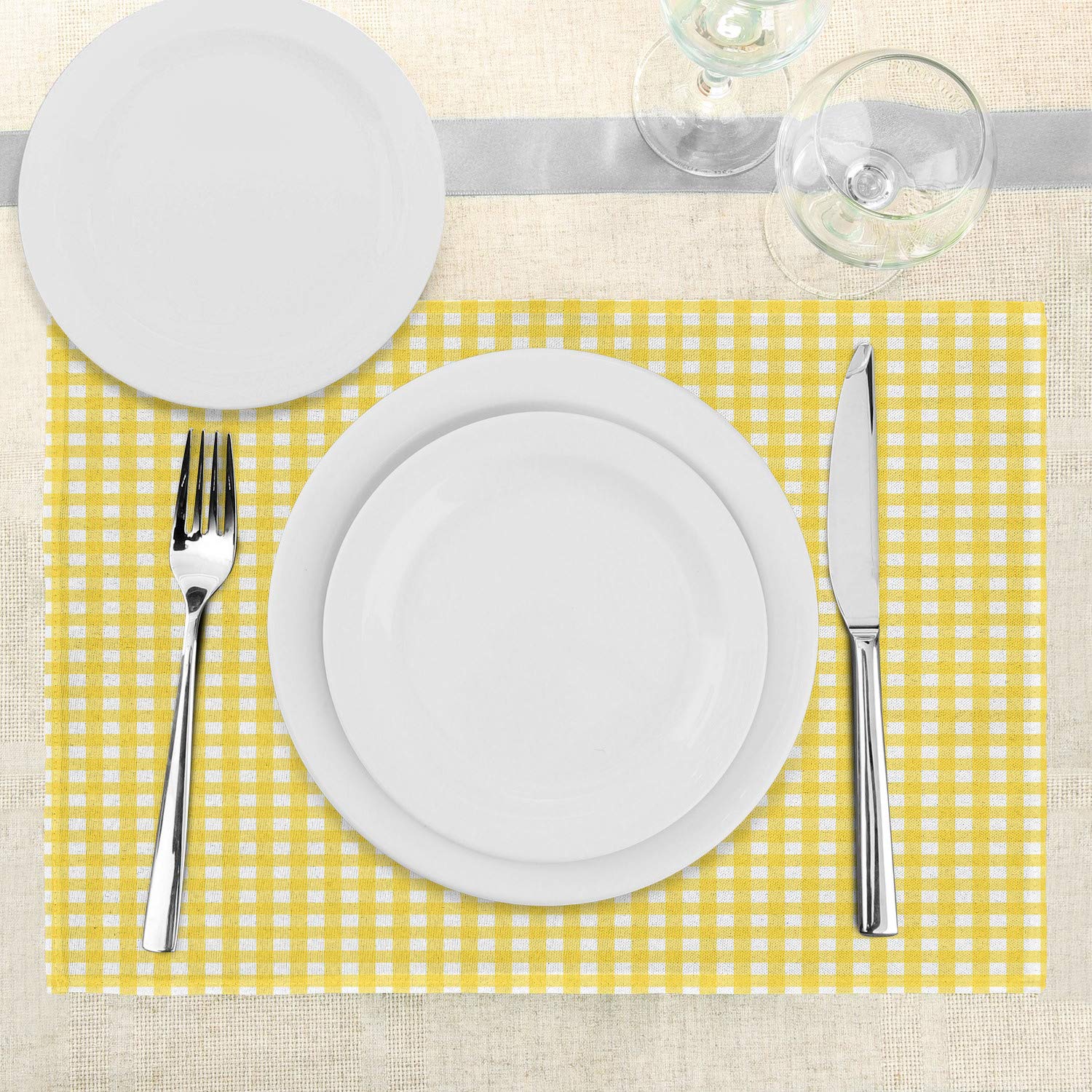 Ambesonne 4-Piece Checkered Place Mats Set - Classic English Yellow & White Striped Design, Washable Fabric Dining Table Mats for Picnic, Summer Theme, Retro Style | Perfect for Indoor & Outdoor Gatherings, Parties, and Everyday Meals