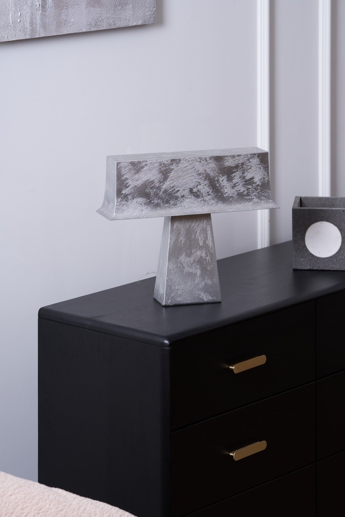 Veltan Modern LED Table Lamp with USB Port - Stylish Nightstand & Desk Lighting for Bedroom, Office, and Living Room