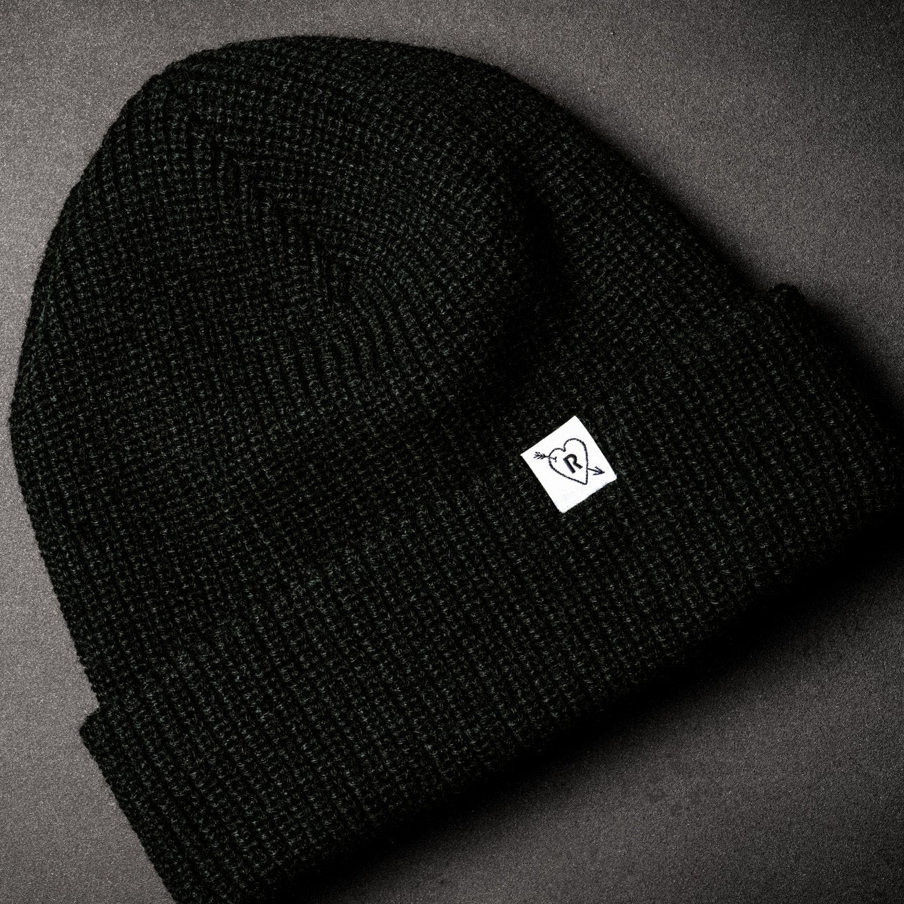 Ridge Classic Cuffed Beanie for Men & Women - Soft Winter Hat with Fleece Lining - Warm Knit Skull Cap for Cold Weather - Perfect for Skiing, Snowboarding & Outdoor Activities