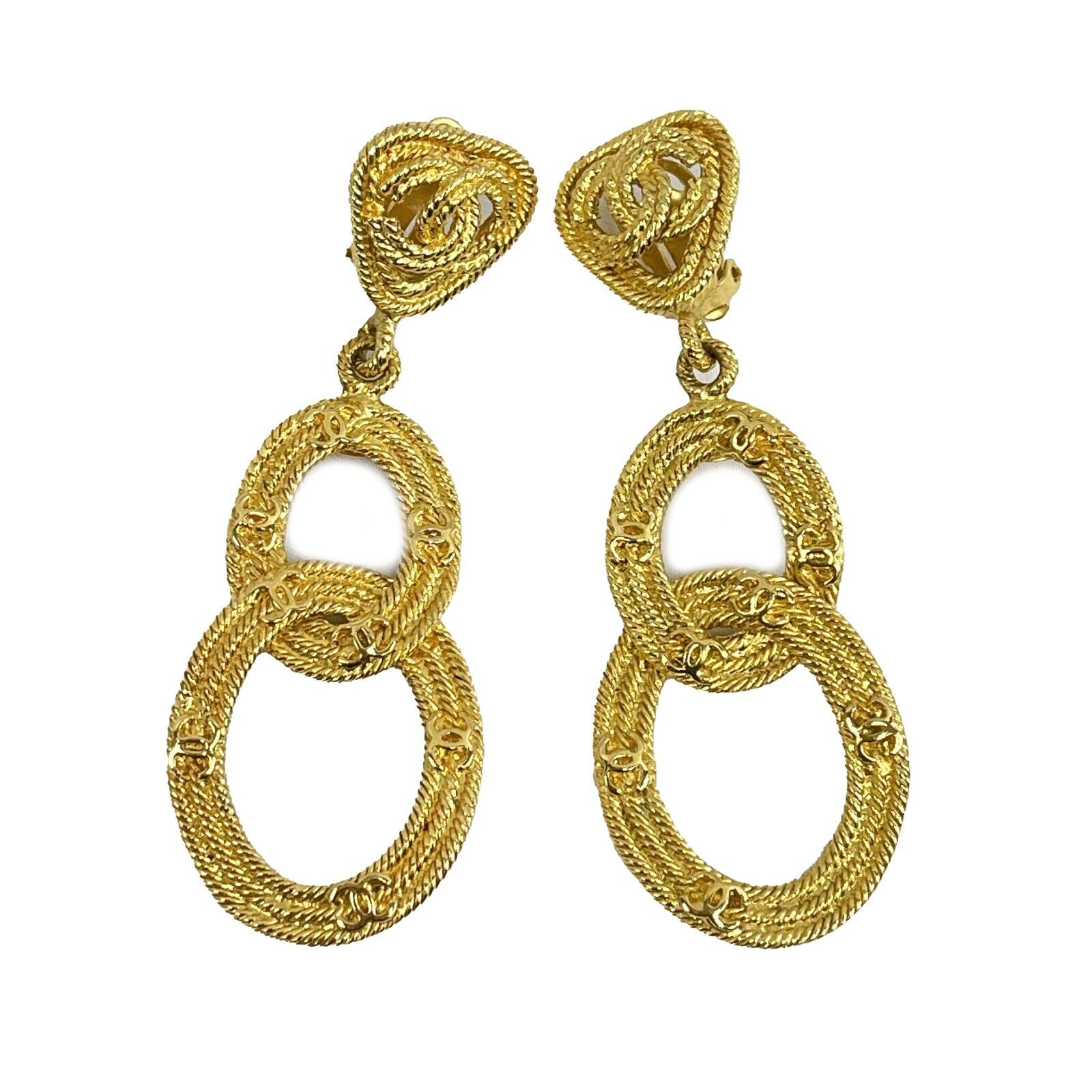 Vintage CHANEL 28 Double Hoop Circle Swing Earrings - Gold Plated Clip-On for Women | Elegant Retro Jewelry for Parties, Weddings & Special Occasions