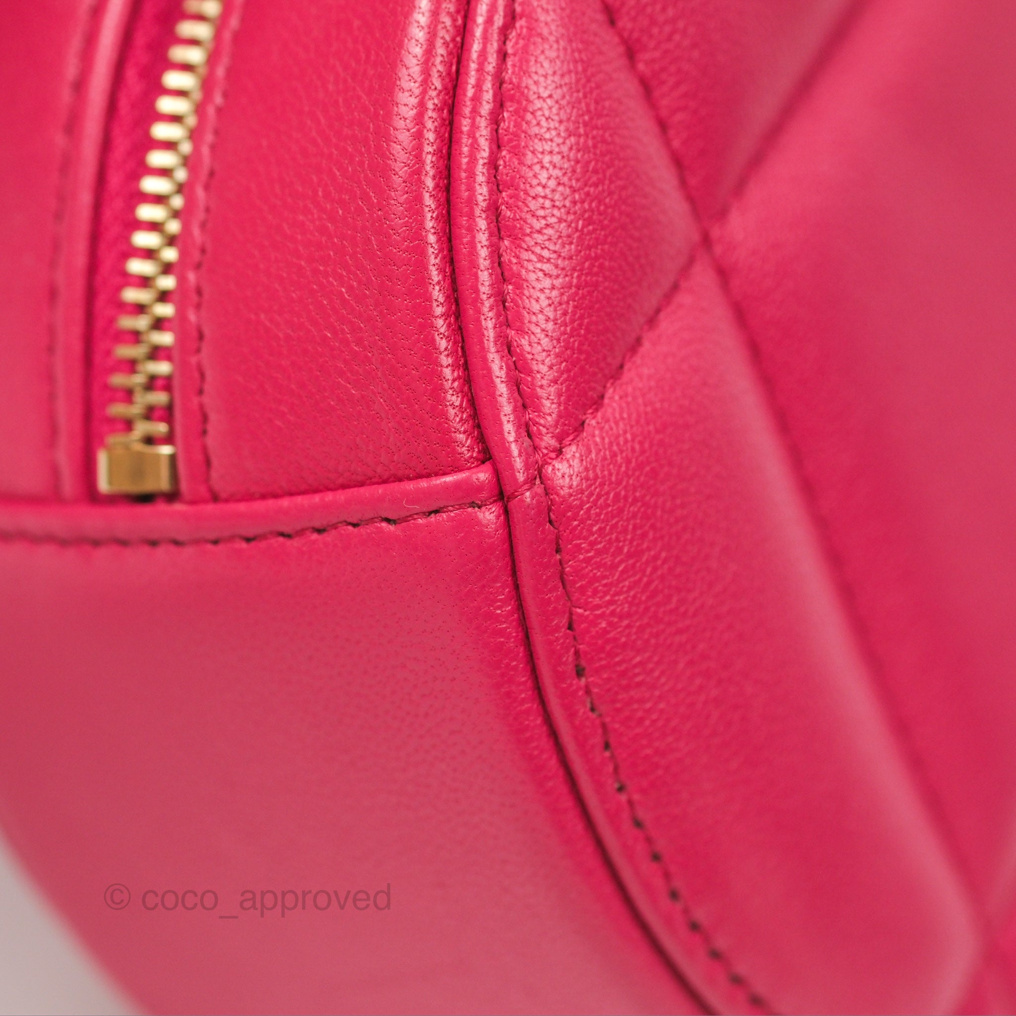 Chanel 19 Round Clutch with Chain - Dark Pink Mixed Hardware Crossbody Bag for Women | Luxury Evening Purse for Parties, Dinner Dates & Special Occasions