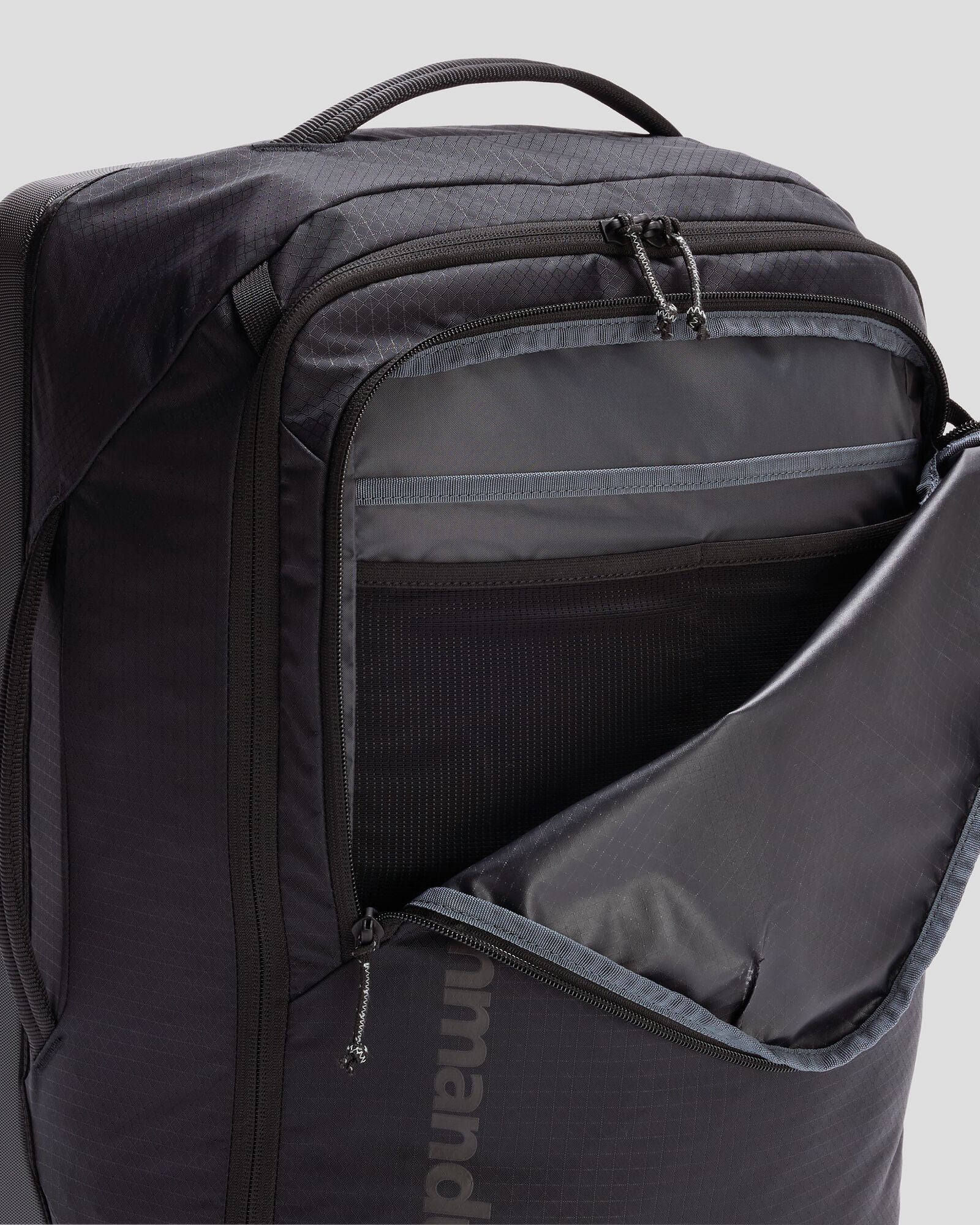 Feather Flight Carry On Luggage - Black Stingray Pattern Lightweight Suitcase for Travel & Business Trips