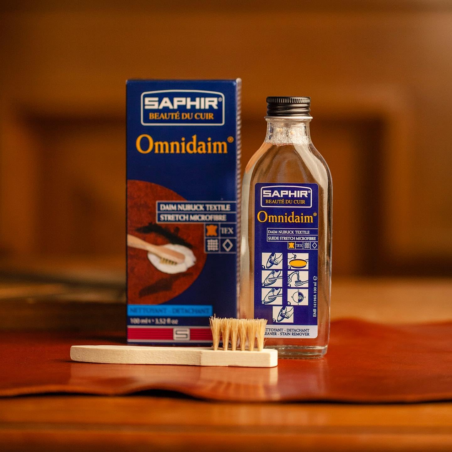 Saphir Omnidaim Leather Cleaner for Suede & Nubuck Shoes, Bags & Accessories - Gentle Cleaning & Protection for Delicate Leather Goods