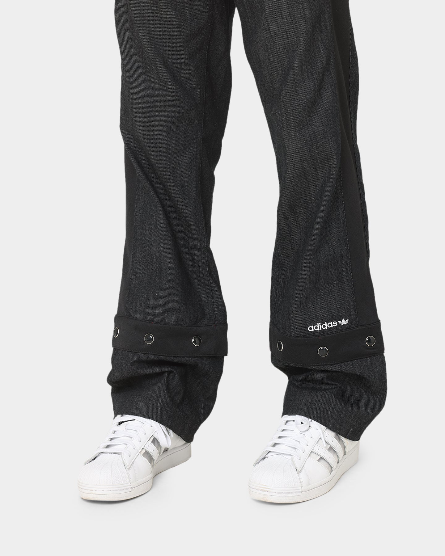 Adidas Women's Twill Track Pants - Black Athletic Joggers for Running, Yoga & Casual Wear